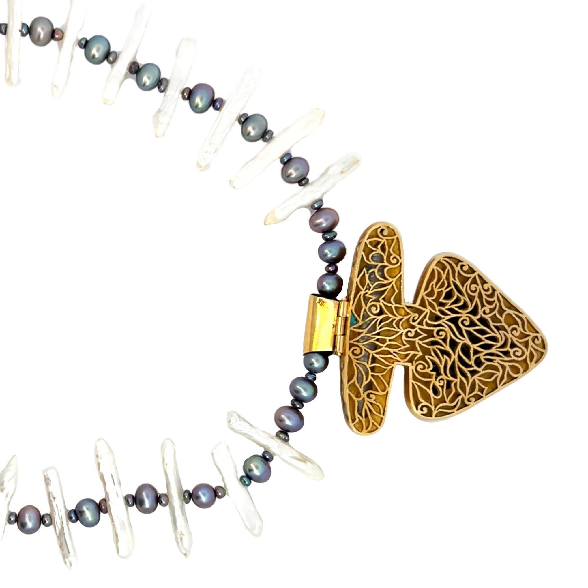18K Opalized Wood Pearl Pendant Necklace In New Condition For Sale In Beverly Hills, CA