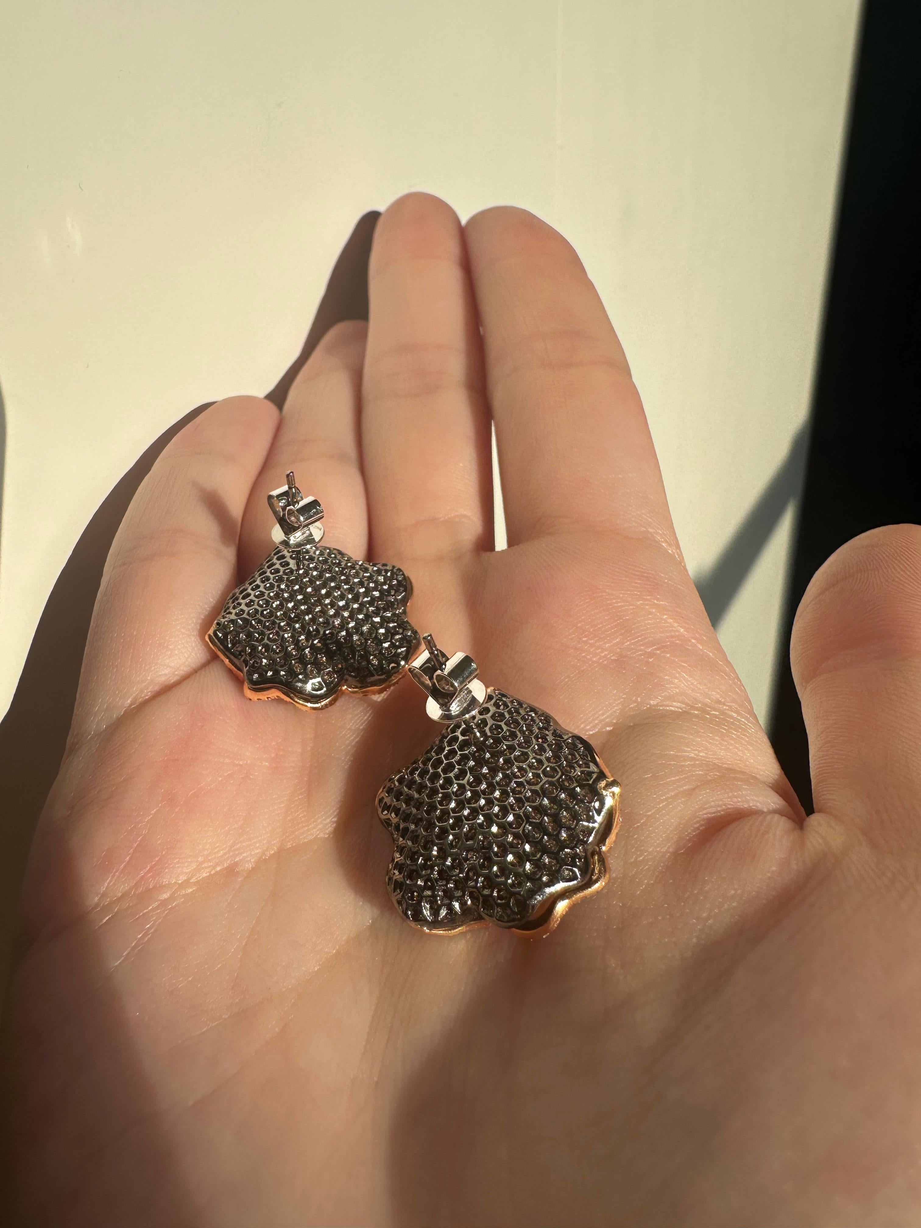 18K Orange and White Diamond Flower Earrings For Sale 3