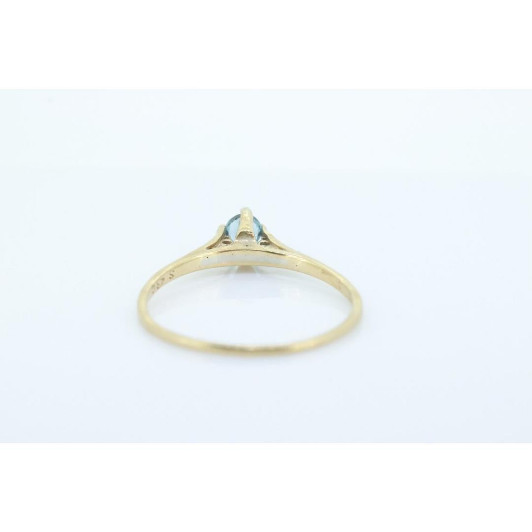 18k Orange Blossom Ring. Light Blue Topaz Solitaire Claw Set. Antique ORANGE In Good Condition For Sale In Port Charlotte, FL