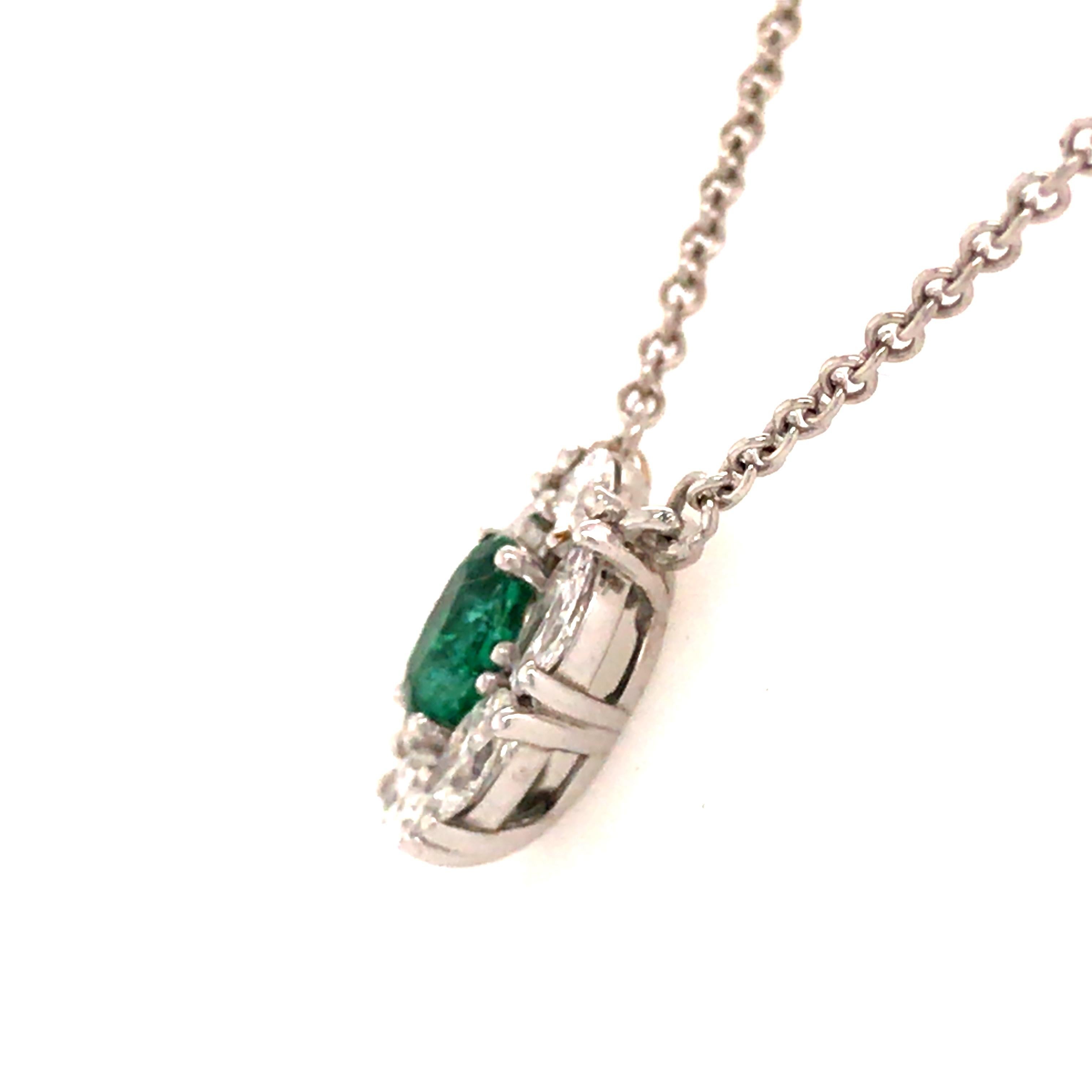 Oval Cut 18K Oval Diamond and Emerald Pendant Diamond-by-the-Yard Necklace White Gold For Sale