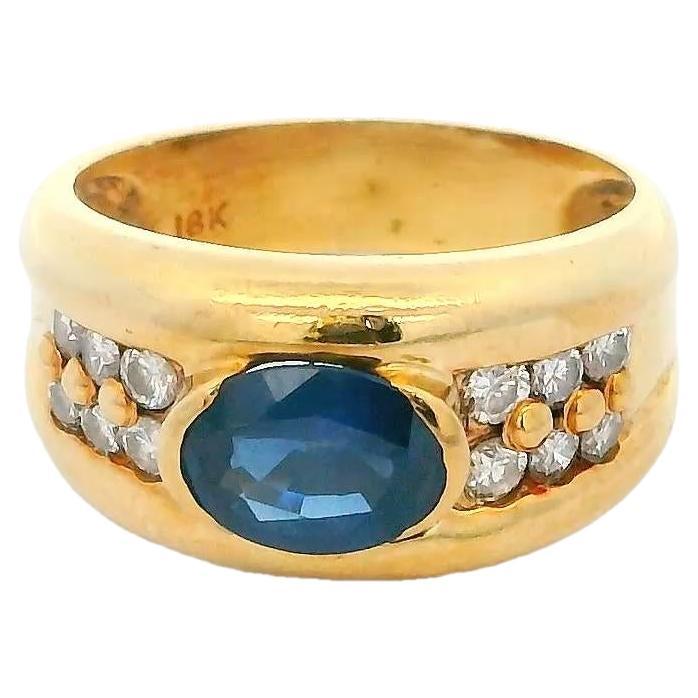 18k Oval Sapphire 12 Diamonds Ring