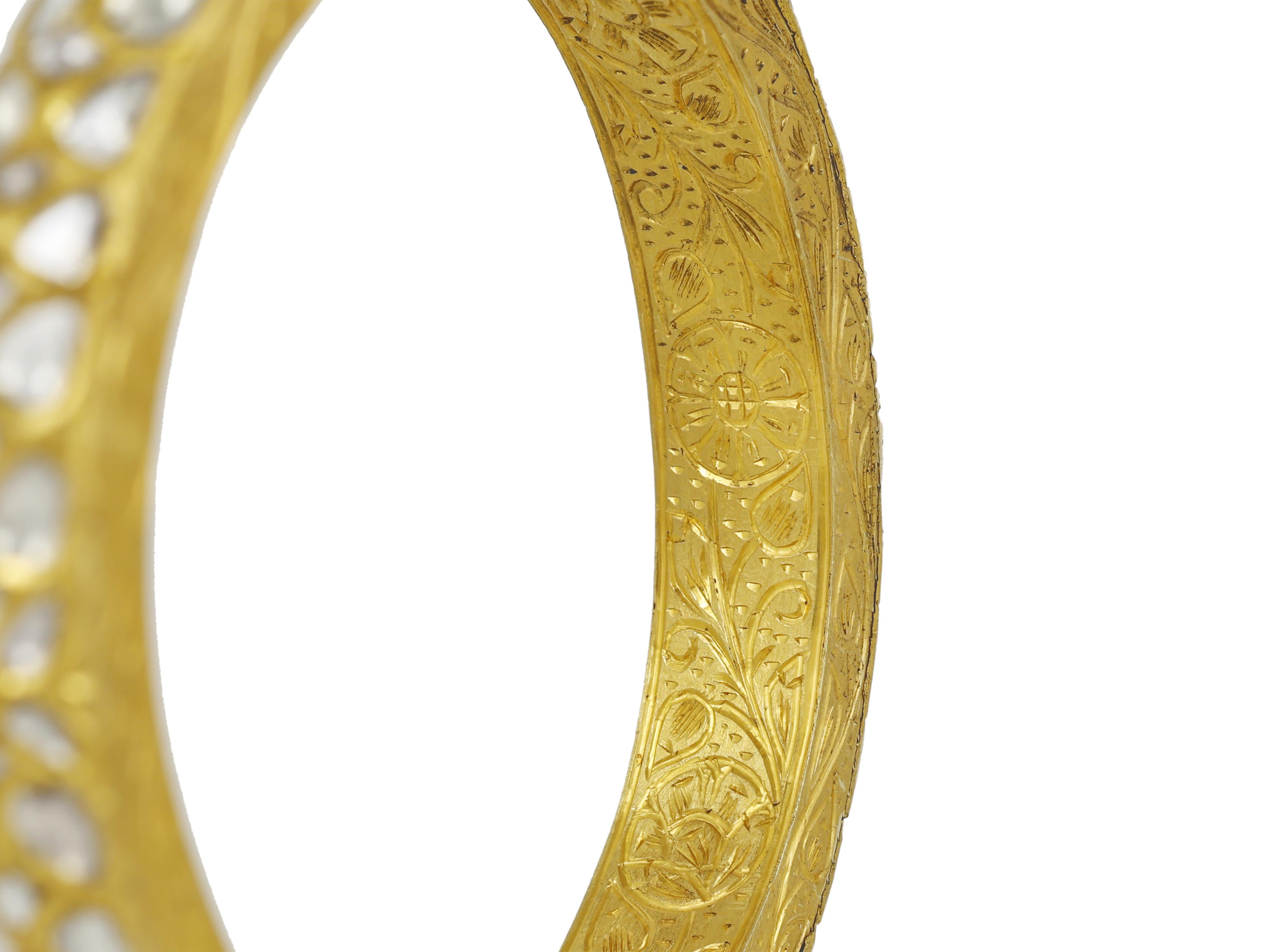 18K pair of flat uncut diamond polki for indian weddings For Sale 2