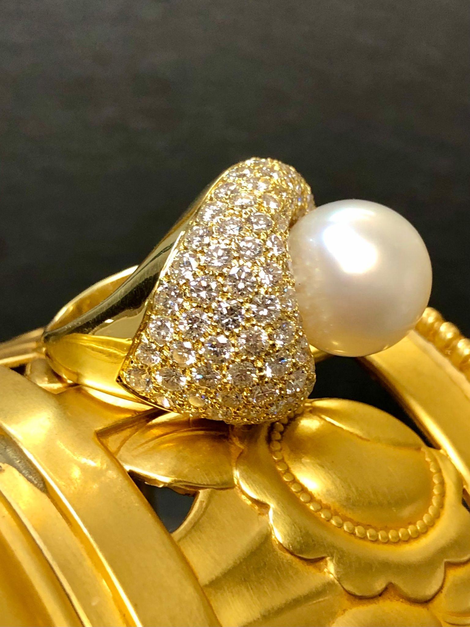 Round Cut 18K Pave Diamond Pearl Cocktail Ring 6cttw Sz 5.25 For Sale