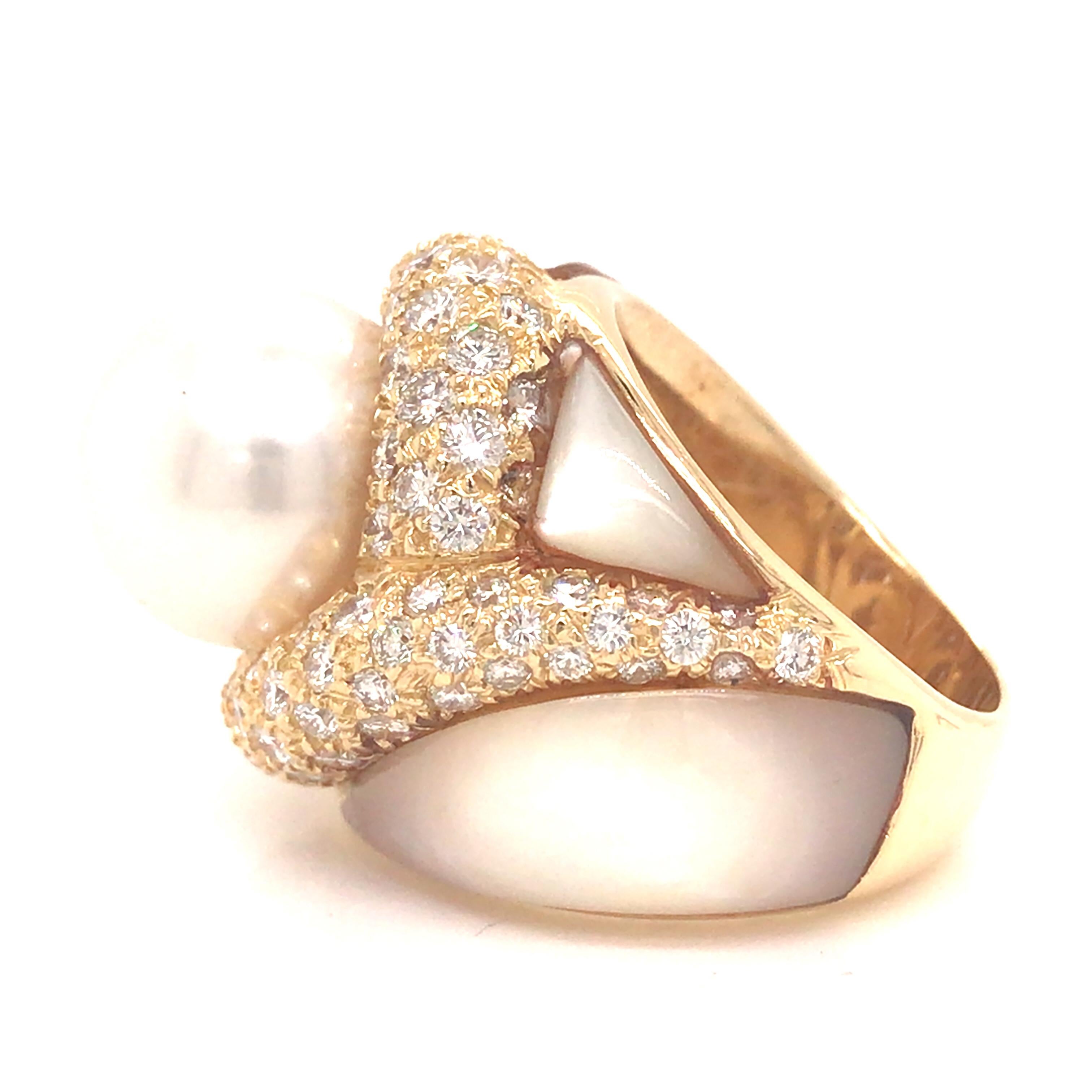 18K Pearl Diamond Ring Yellow Gold In Good Condition For Sale In Boca Raton, FL