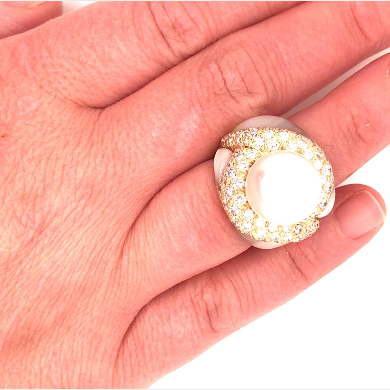 18K Pearl Diamond Ring Yellow Gold For Sale 2