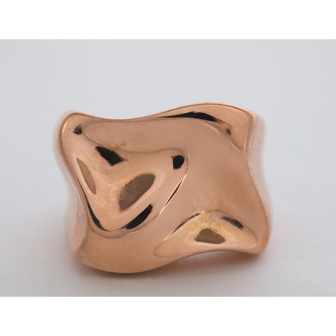 Contemporary 18K Pink Gold Polished and Brushed Raving Ring by Marion Jeantet For Sale