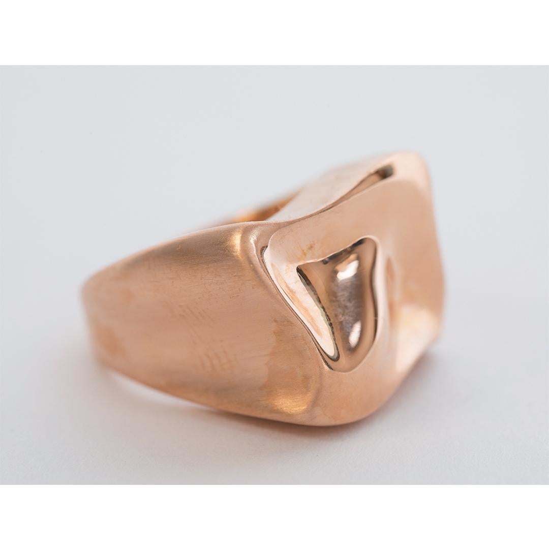 18K Pink Gold Polished and Brushed Raving Ring by Marion Jeantet In New Condition For Sale In Paris, FR