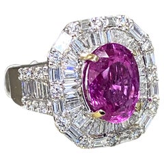 18 Karat Rosa Saphir Double Halo Baguette-Diamantring 7,14 Gesamtkaratgewicht