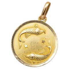 18K Pisces, Vintage 18 karat zodiac charm pendant - solid yellow gold Star Sign