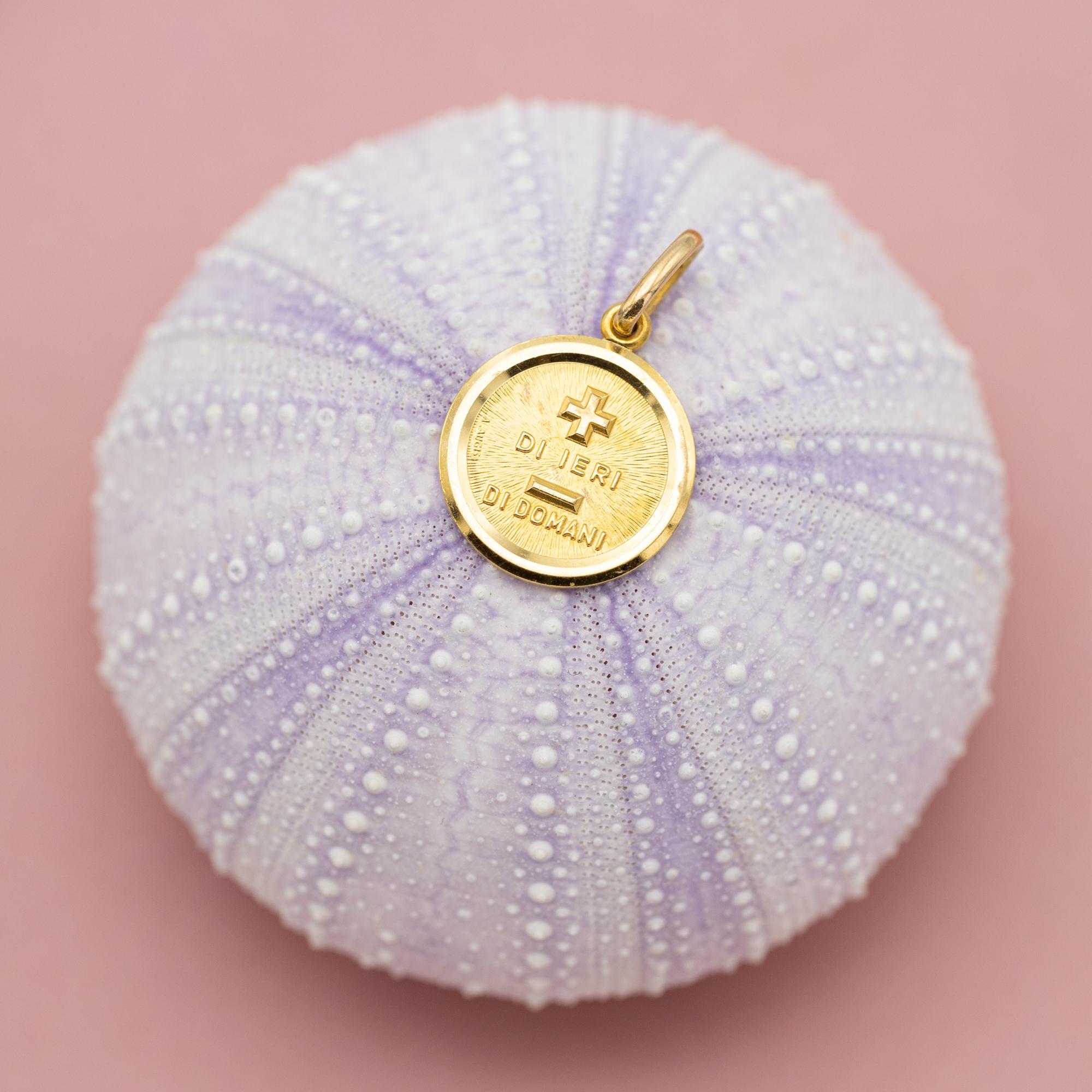 18K plain Più di ieri e meno di domani - Italian 18 karat solid gold Love token 5