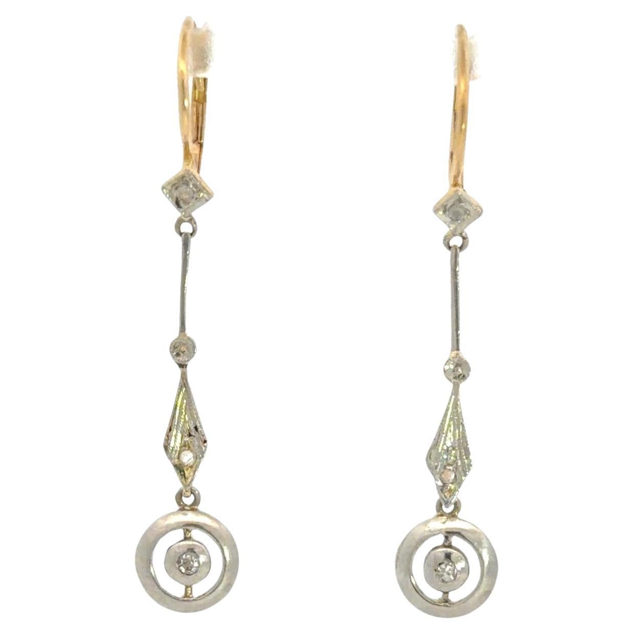 18k 
Platinum Art Deco Diamond Dangle Earrings