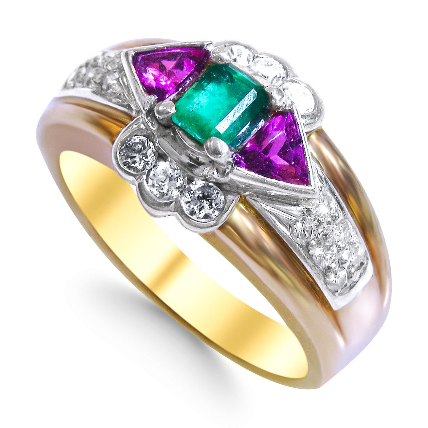 Art Deco 18 Karat Vintage  Platinum, Diamond and Emerald Ladies Ring For Sale