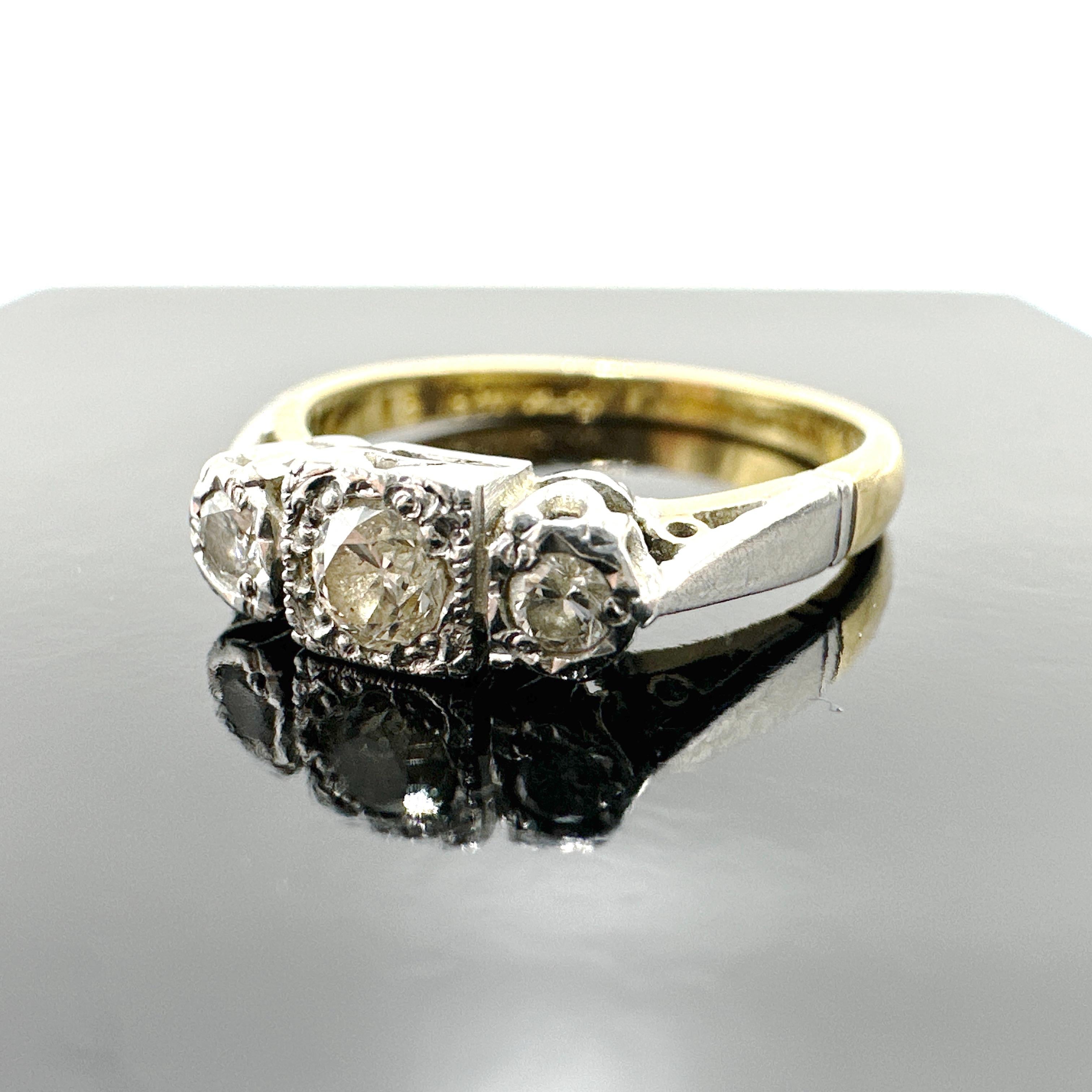 Women's 18k/PLATINUM Diamond Engagement Ring 0.27TCW For Sale