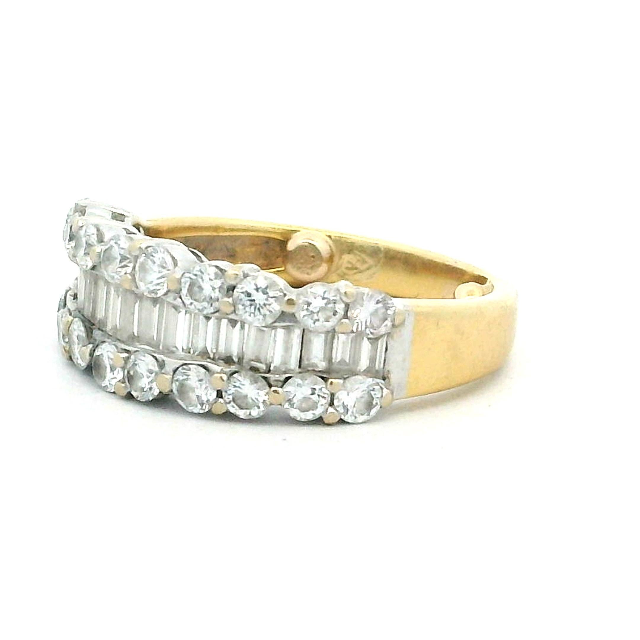 Fascia di diamanti bicolore in platino e 18 carati, misura 4 in vendita 2