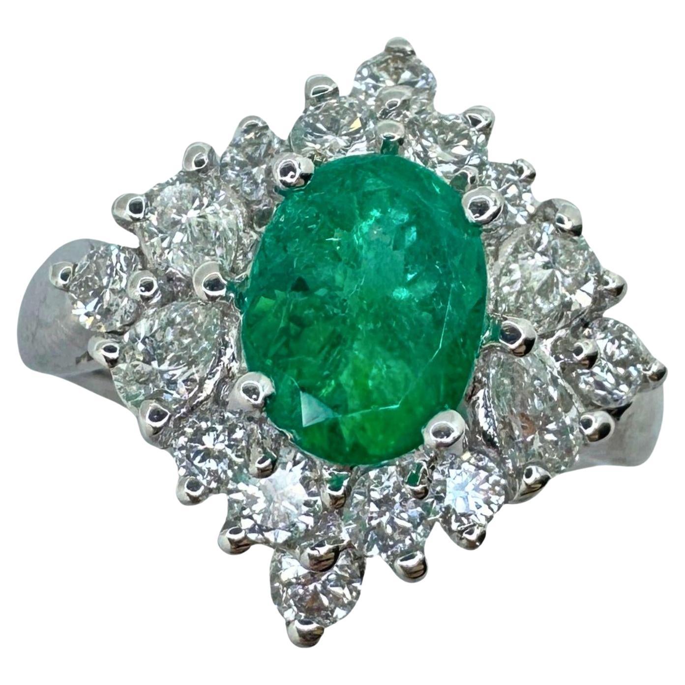 18k Princess Cut Diamond and Oval Emerald Ring