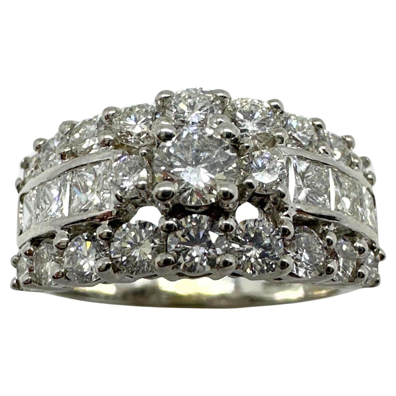 Anillo de diamantes talla princesa 18k