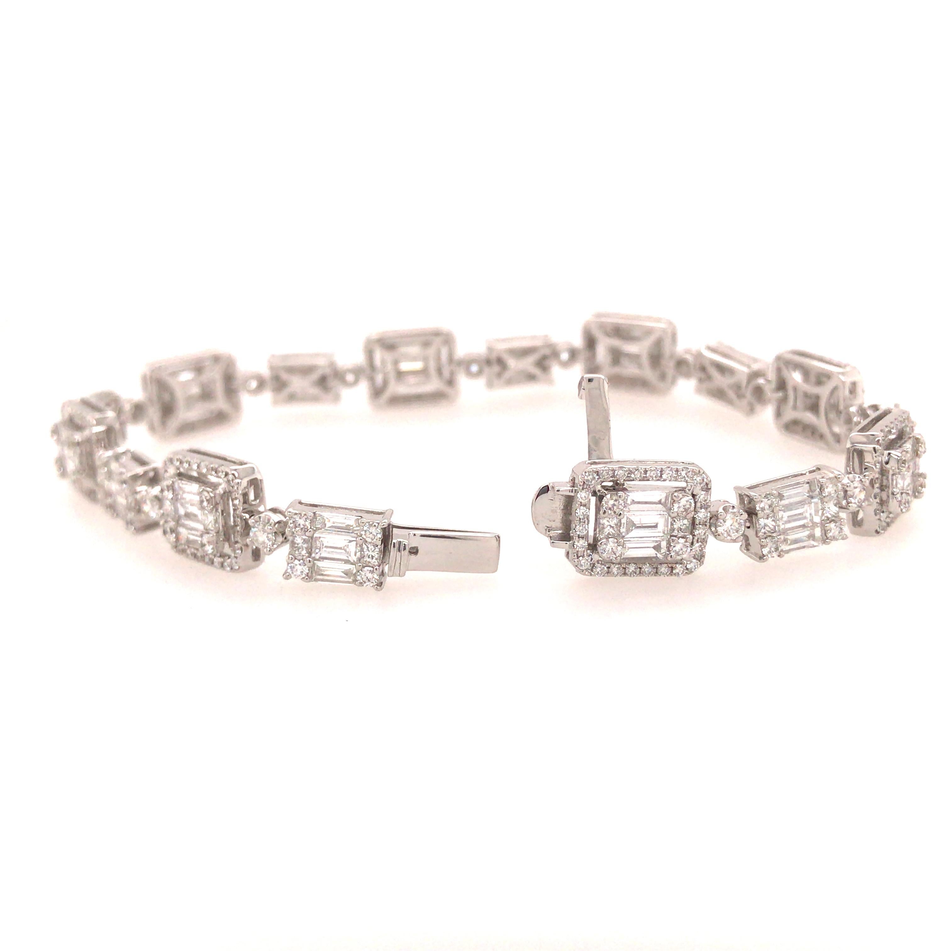 18 Karat Prinzessinnen-:: Rund- und Baguette-Diamantenarmband aus Weißgold 1