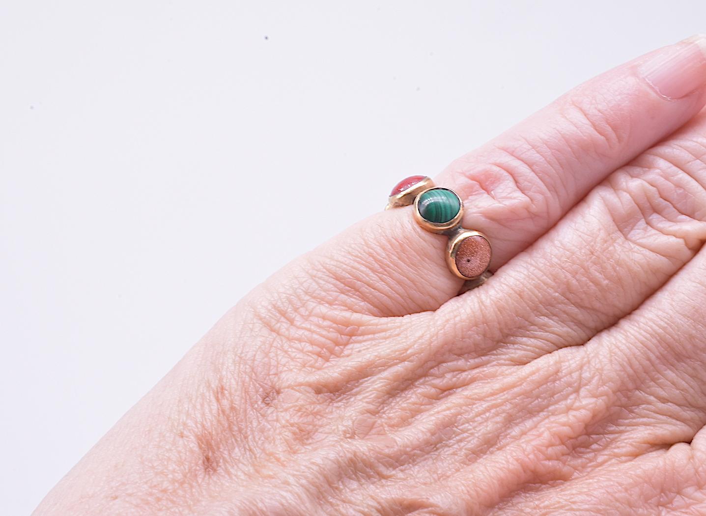 18k Seltener georgianischer Planeten-Eternity-Ring, um 1830 (Cabochon)