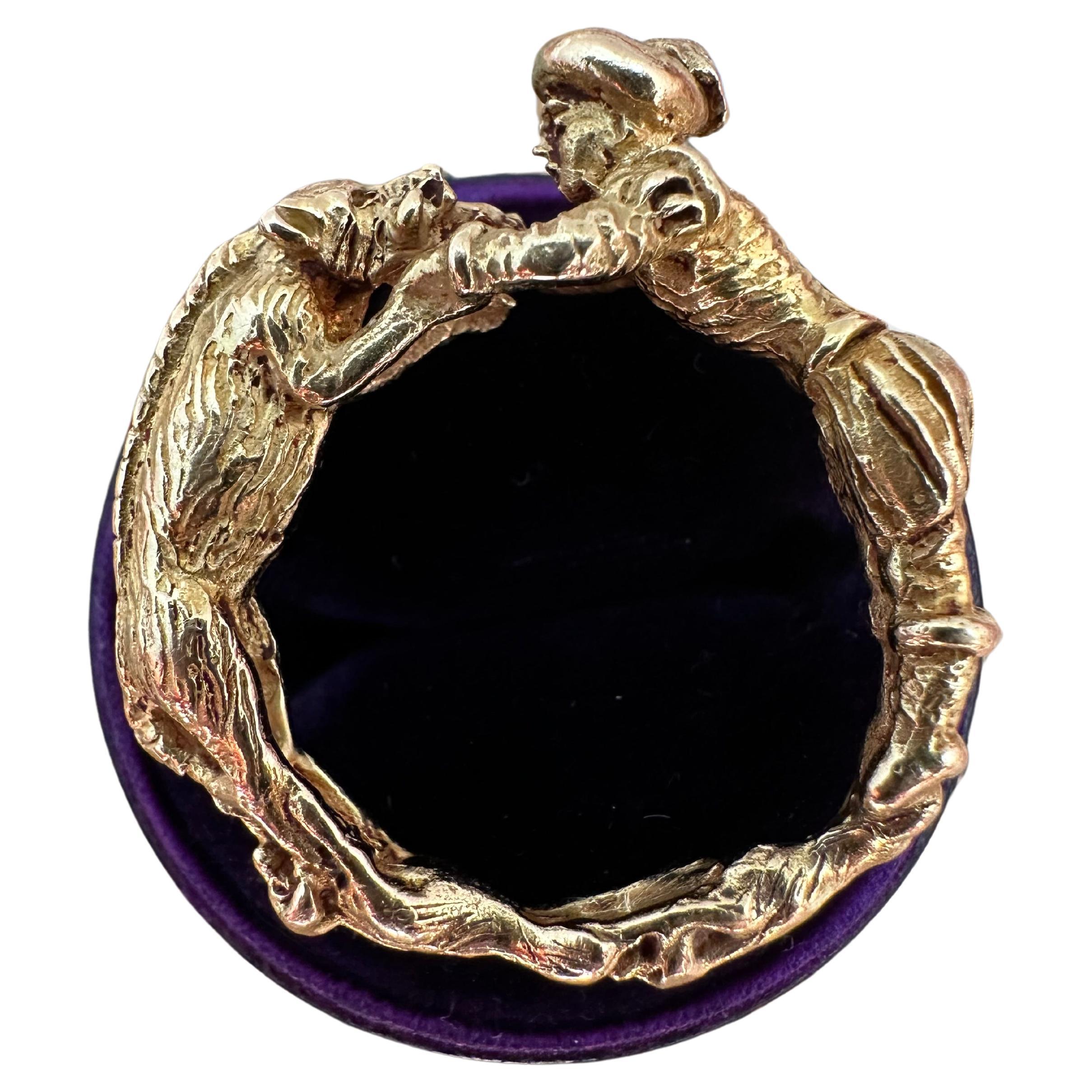 18K Renaissance Revival Style Hunter, Boar and Dogs Ring For Sale