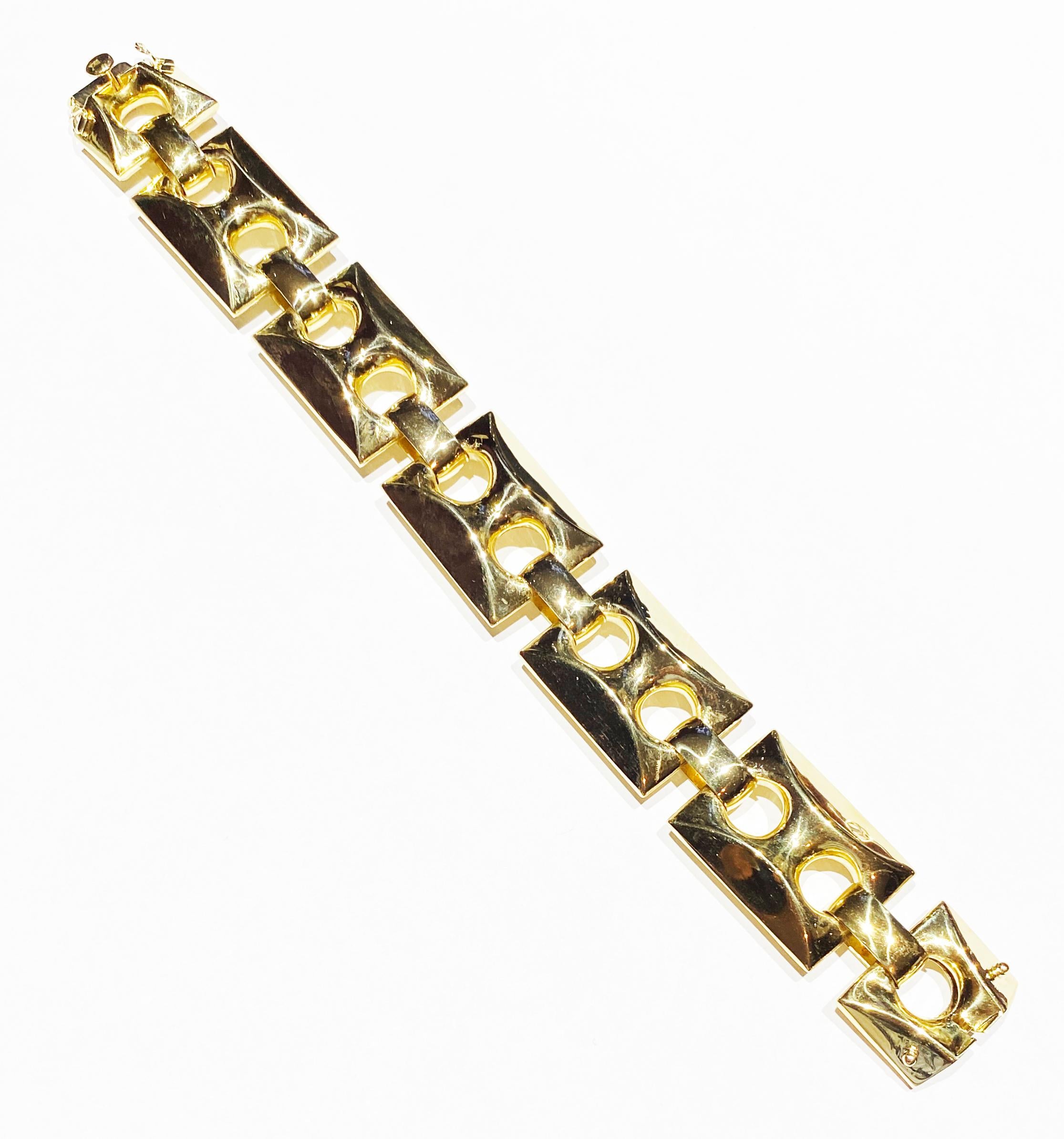 Bracelet en or massif 18 carats d'époque rétro en vente 1