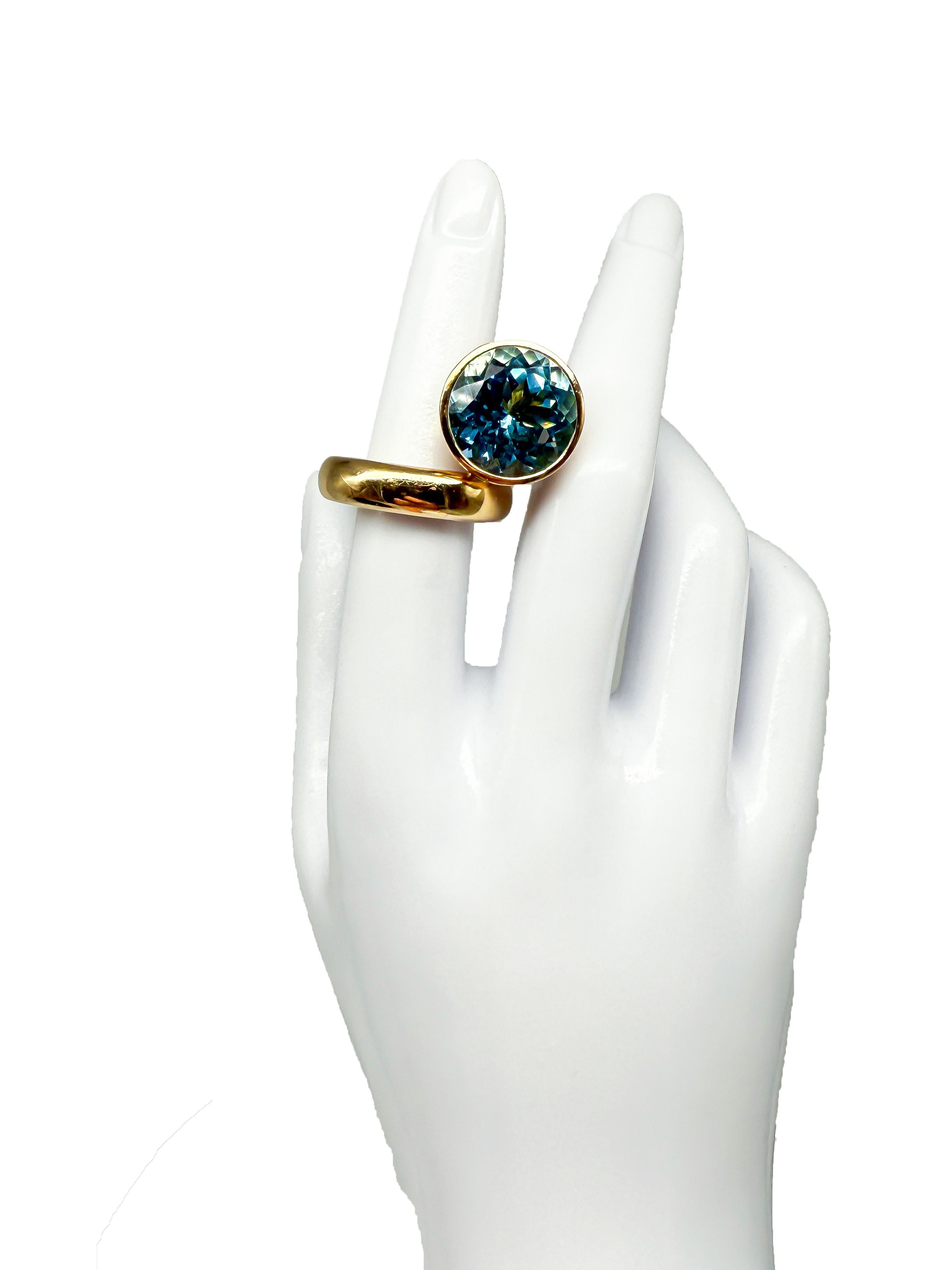 18K ring and necklace set with aquamarine For Sale 1