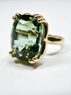 18k Ring, Bi Color Green Tourmaline