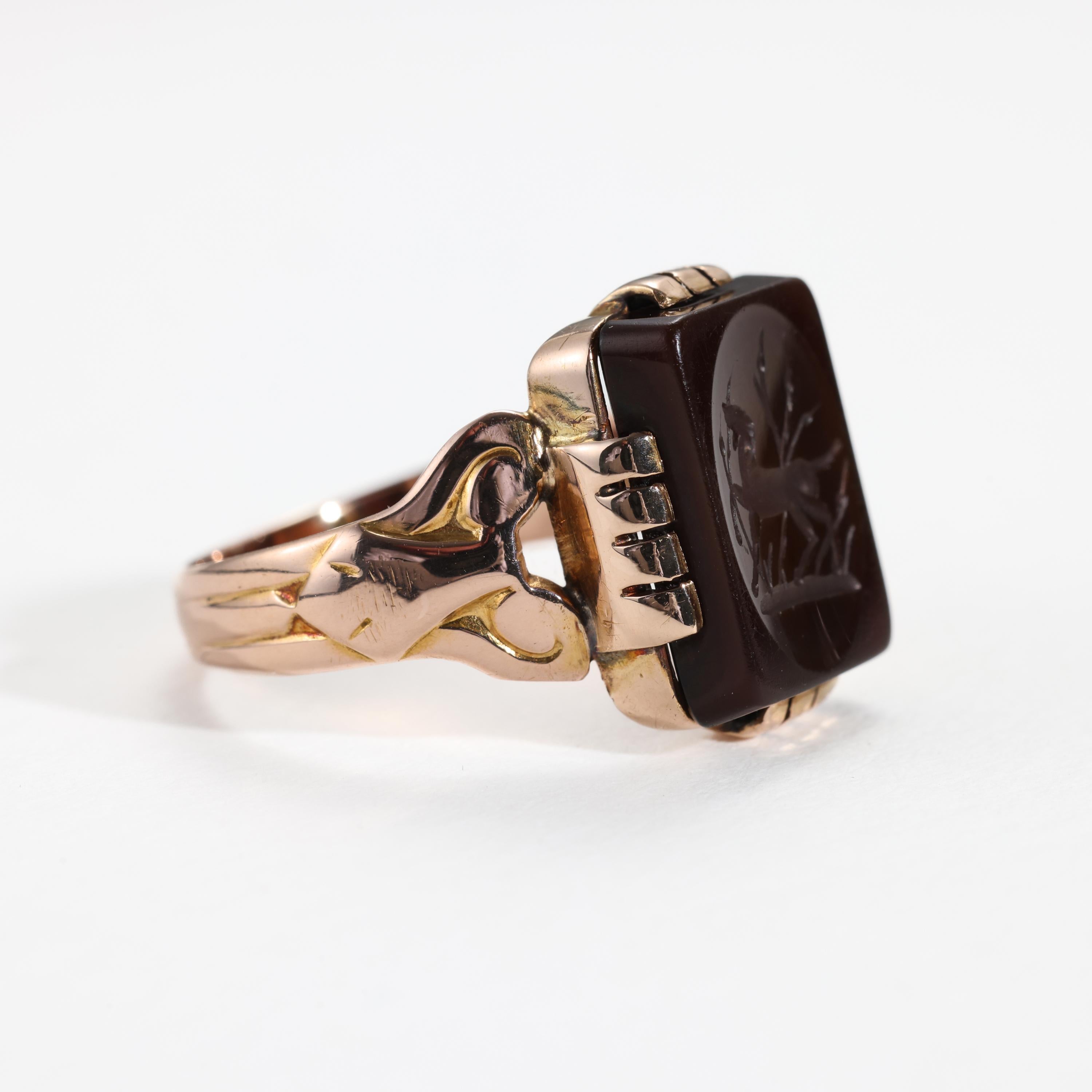 Square Cut 18K Ring Intaglio Engraved Sardonyx Depicting Horse, English, Circa 1850 For Sale