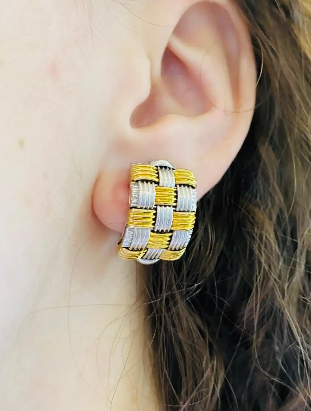 18K ROBERTO COIN Appassionata Korbgeflecht zweifarbige breite Clip-Ohrringe mit Huggie-Ohrringe im Angebot 4