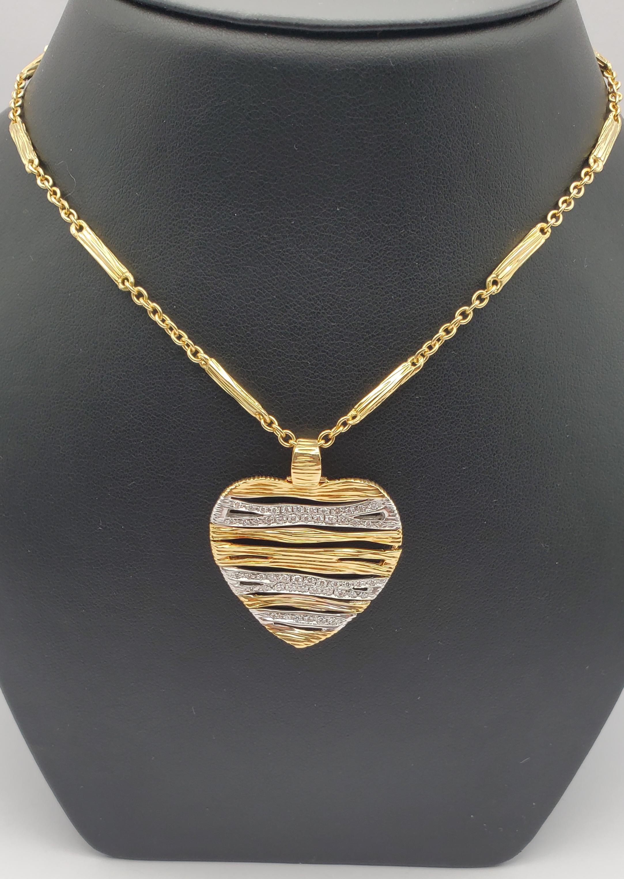 Women's or Men's 18k Roberto Coin Diamond Gold Heart Necklace from Elefantino Collection For Sale