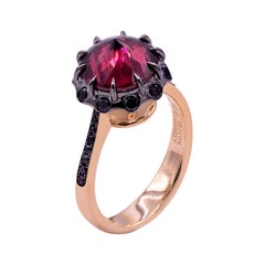 Or rose et blanc 18 carats, diamants noirs, tourmaline rose