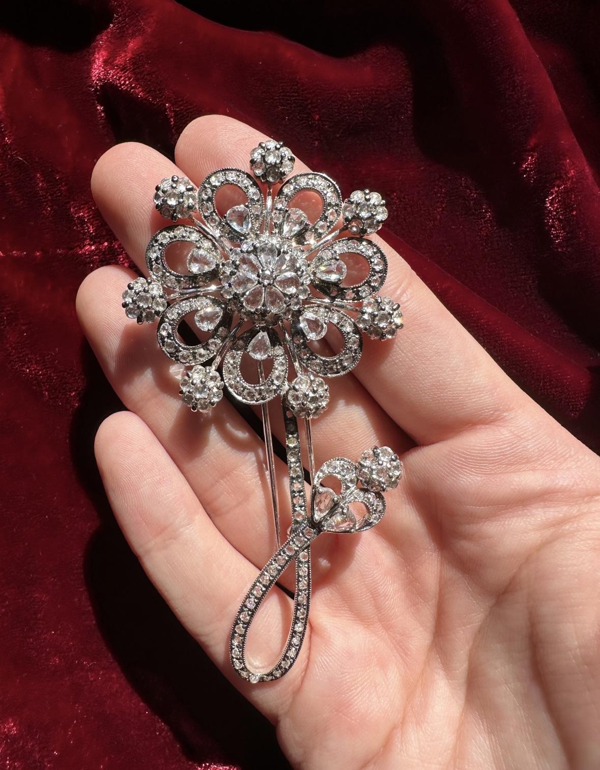 18k Rose Cut Diamond Flower Brooch For Sale 2