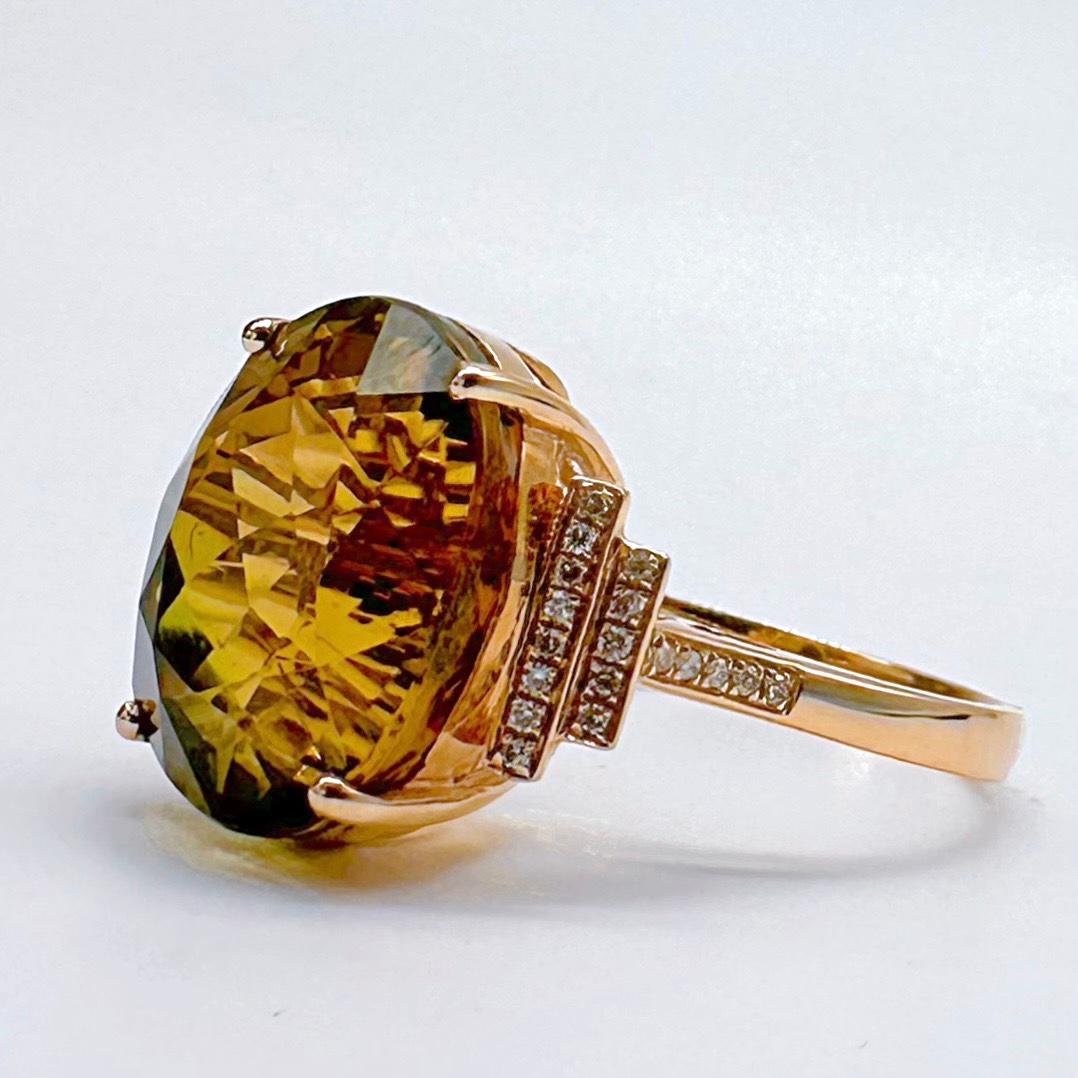 Modern 18K Rose Gold 10.1 CT Tourmaline Ring with Diamonds For Sale