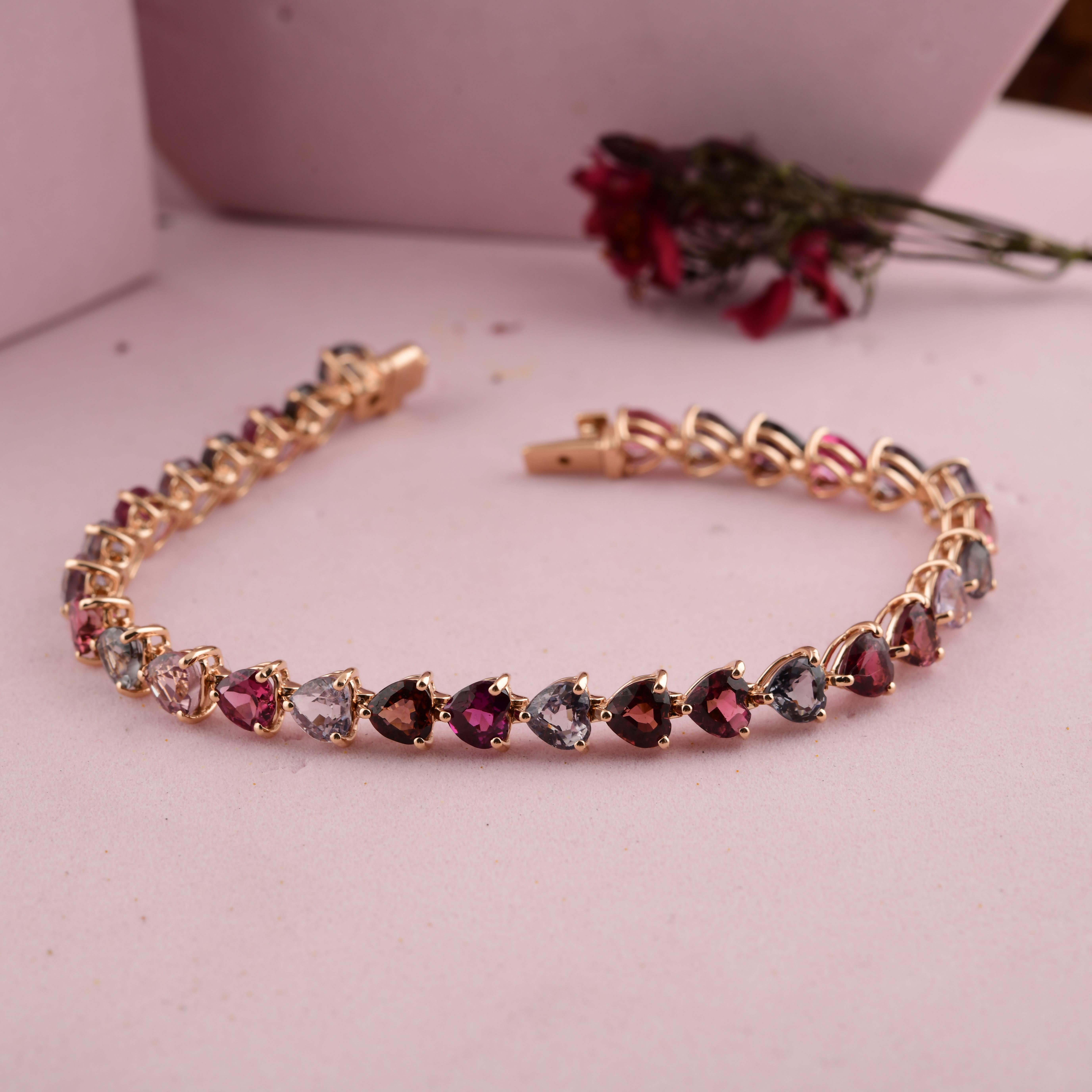 Art déco Bracelet de tennis en or rose 18K 12.22 CTW Heart Cut Multi Sapphire Tourmaline Cadeau en vente