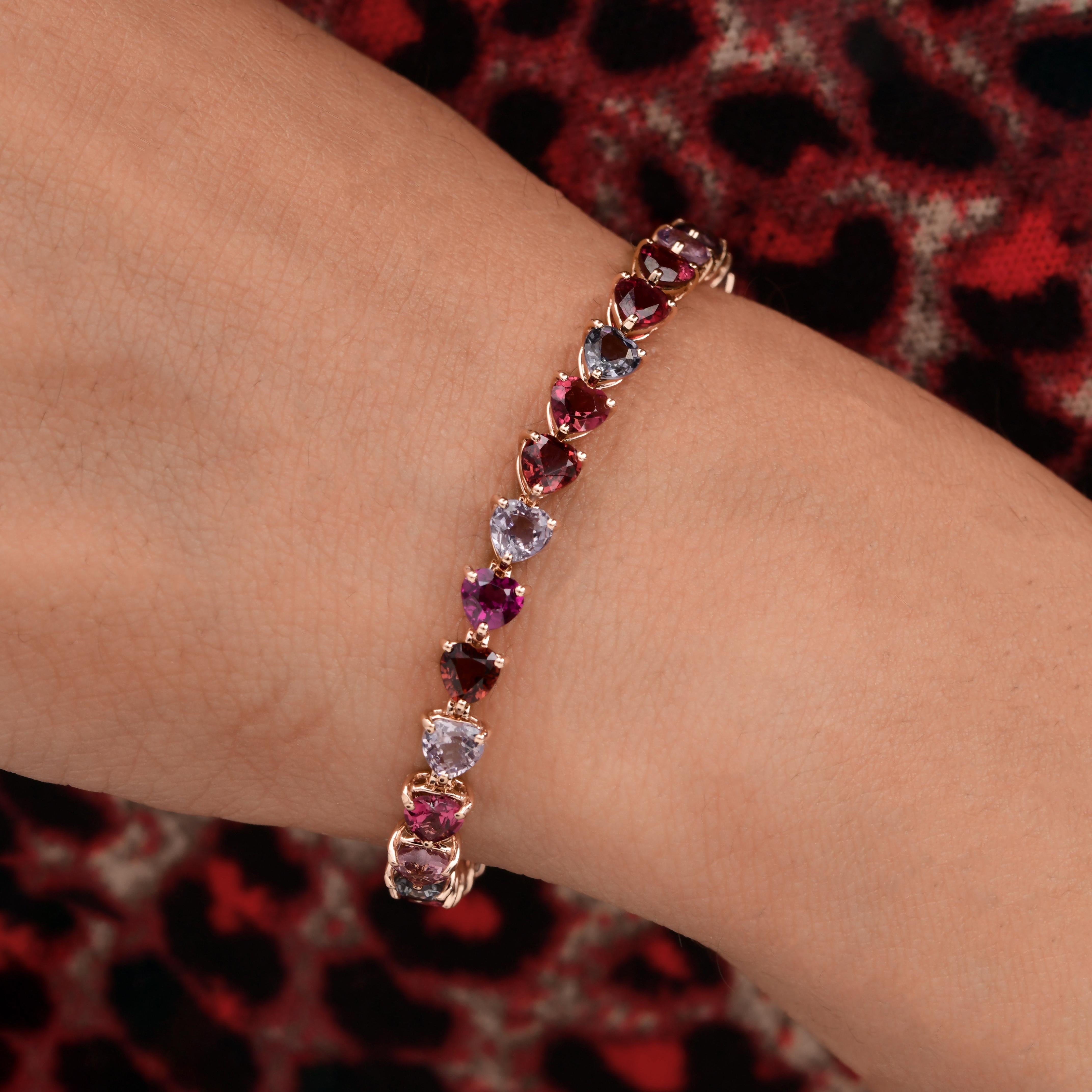 Bracelet de tennis en or rose 18K 12.22 CTW Heart Cut Multi Sapphire Tourmaline Cadeau Neuf - En vente à Diera, Dubai