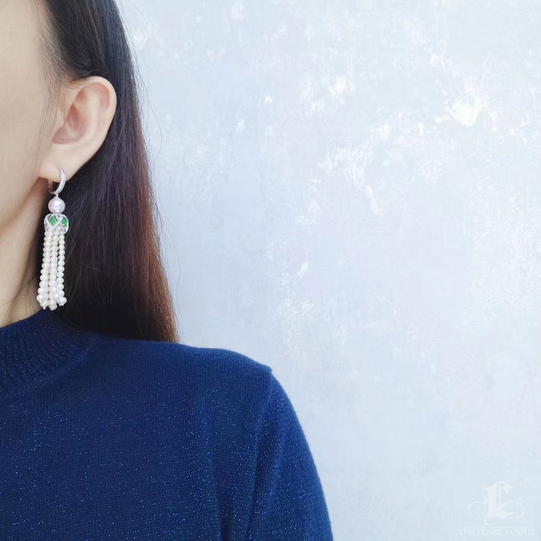 【Crown Radiance】Emerald Tassel Akoya Perle & Diamant-Ohrringe (Ungeschliffen) im Angebot