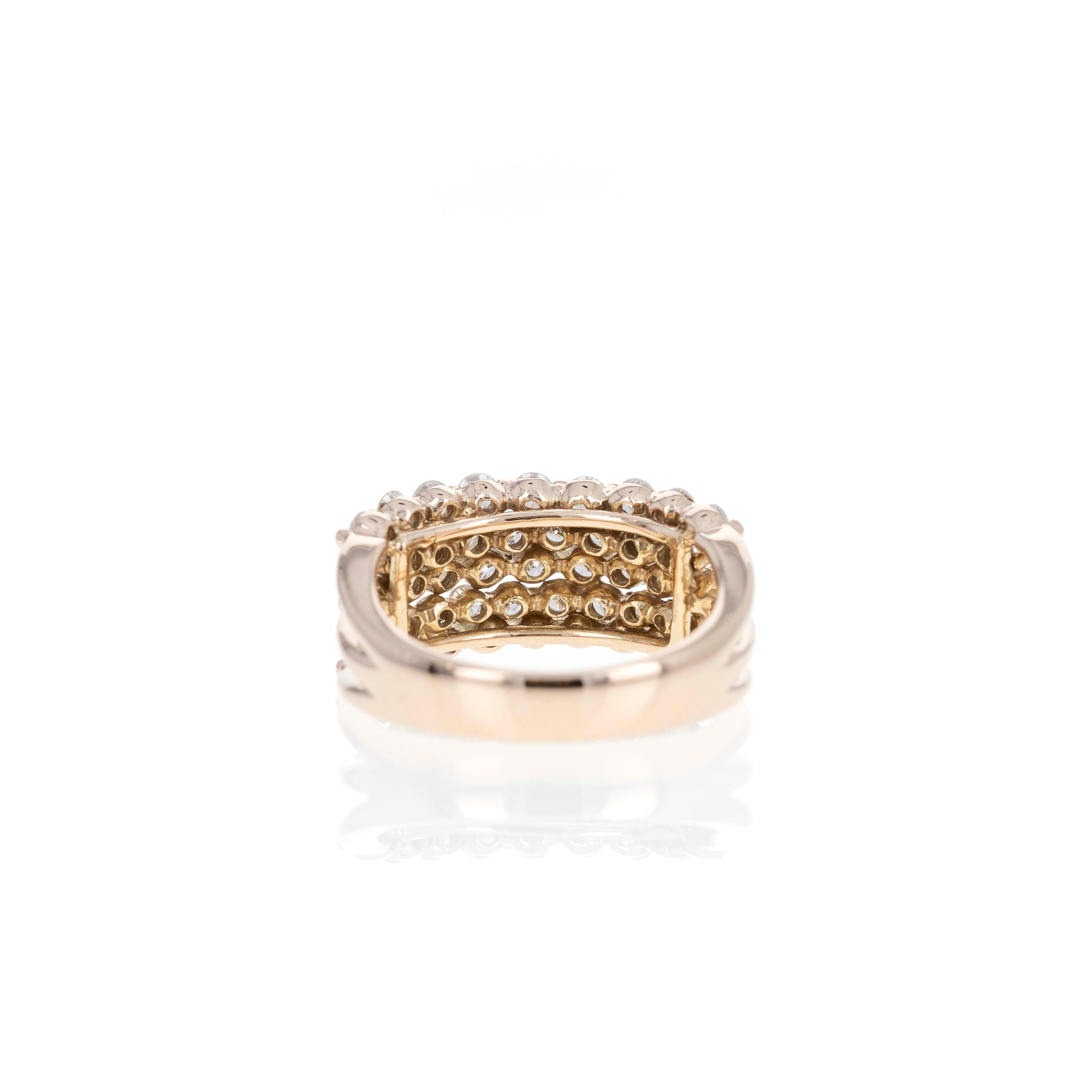 Taglio rotondo Fascia a 5 file di diamanti in oro rosa 18K da 1,51 carati con pavé in vendita