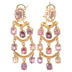 Boucles d'oreilles chandelier en or rose 18k 26 ct saphir rose et violet avec 0.7 ct Dia
