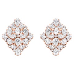 18 Karat Roségold 8 1/3 Karat Birnen- und runder Diamant-Blumen-Cluster Omega-Ohrringe