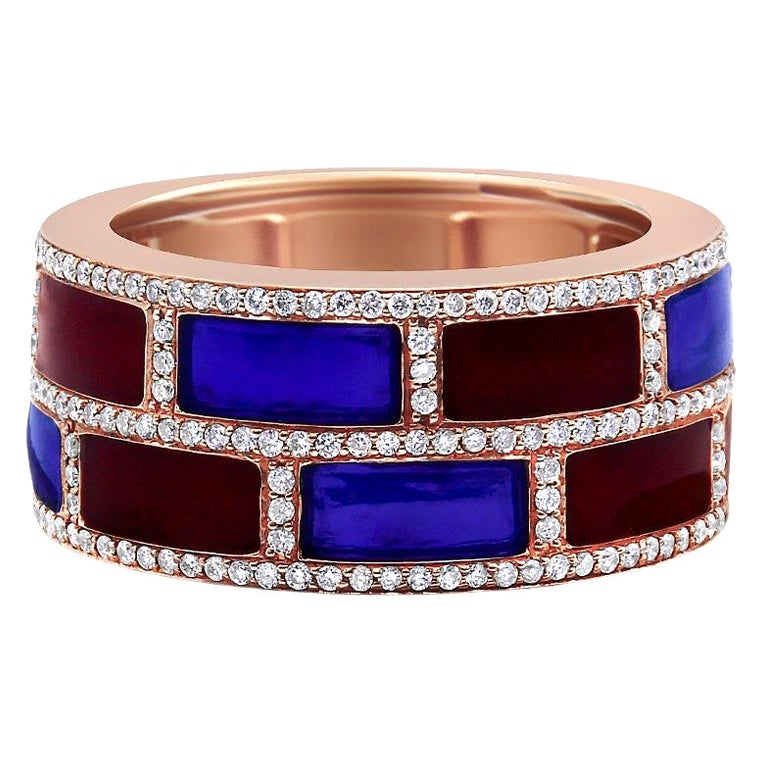 Bague à anneau cloutée en or rose 18 carats, émail rouge et bleu alternant et diamants 1/2 carat