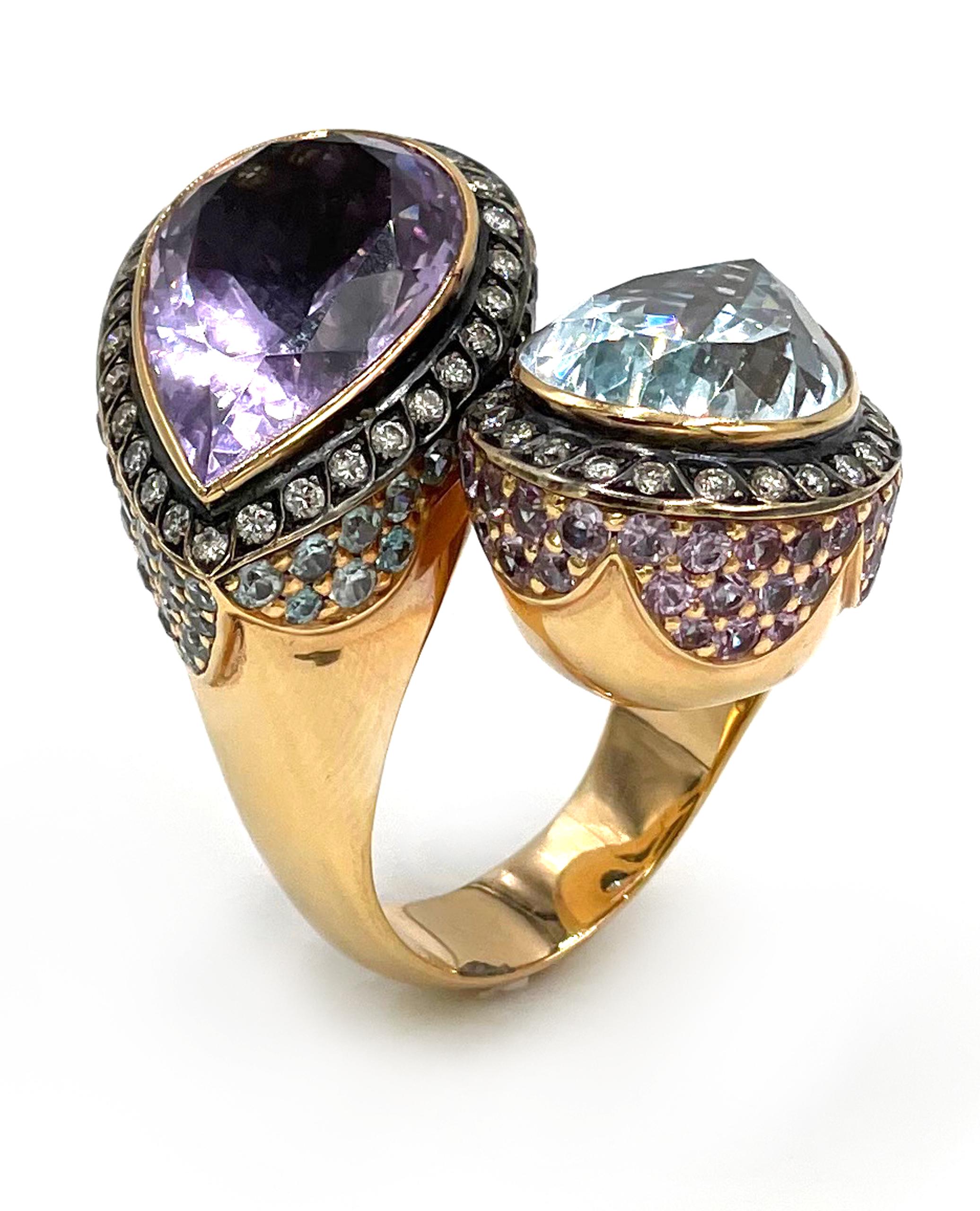 18k Rose Gold Amethyst and Blue Topaz Bypass Ring In New Condition In Old Tappan, NJ