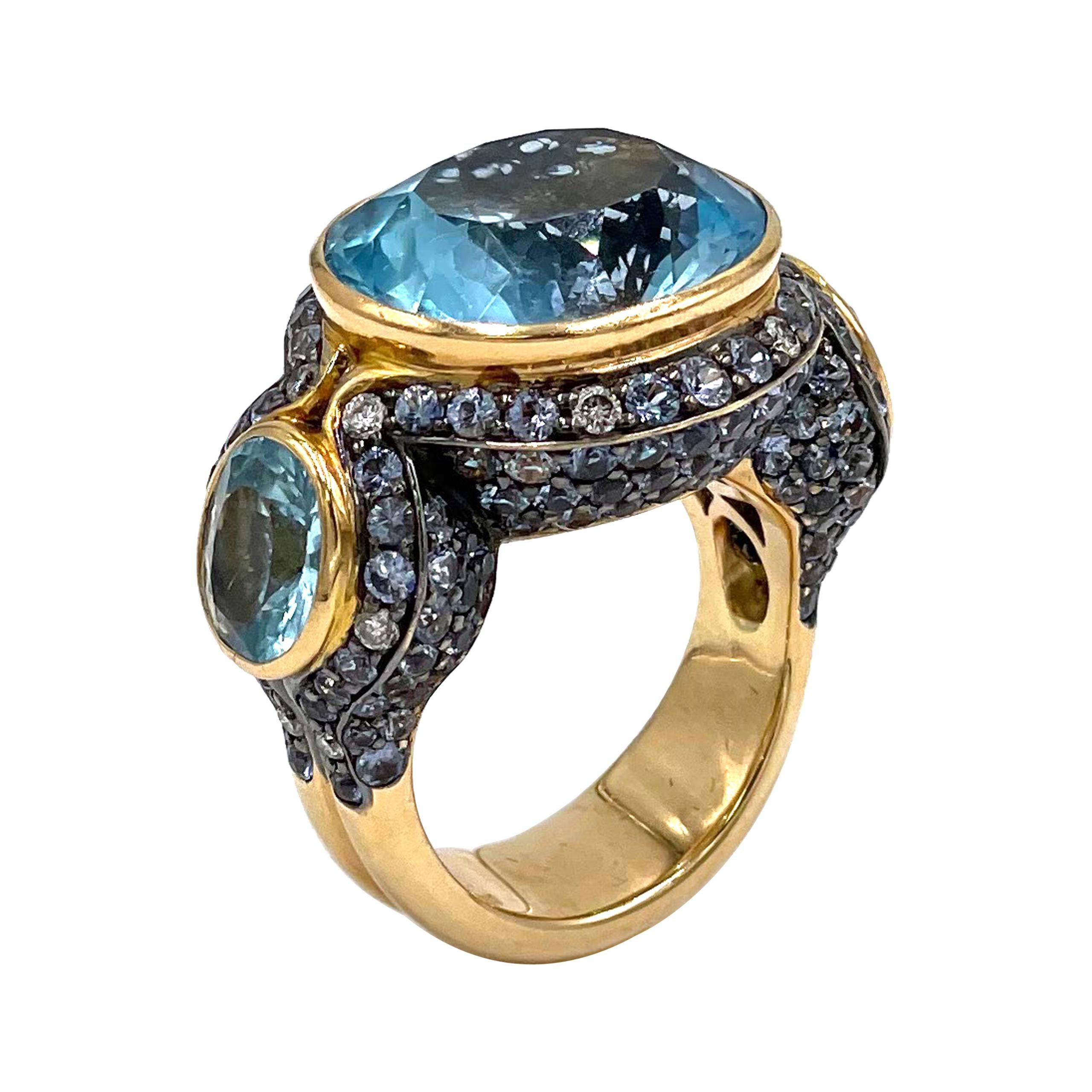 Bague d'affirmation en or rose 18 carats et topaze bleue 21,34 carats