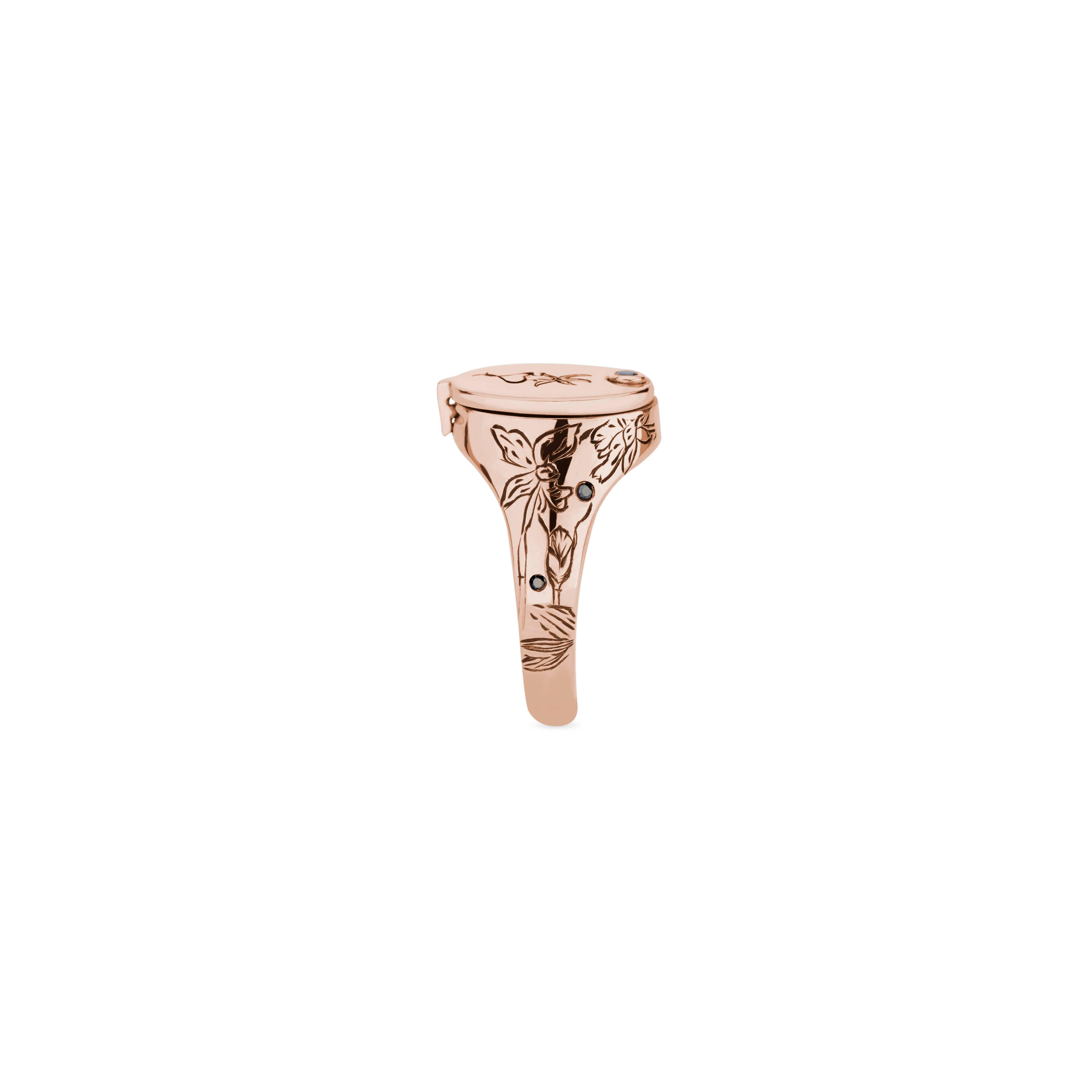Round Cut 18k Rose Gold and Black Diamond Snake in the Grass Conservatory Signet Ring For Sale