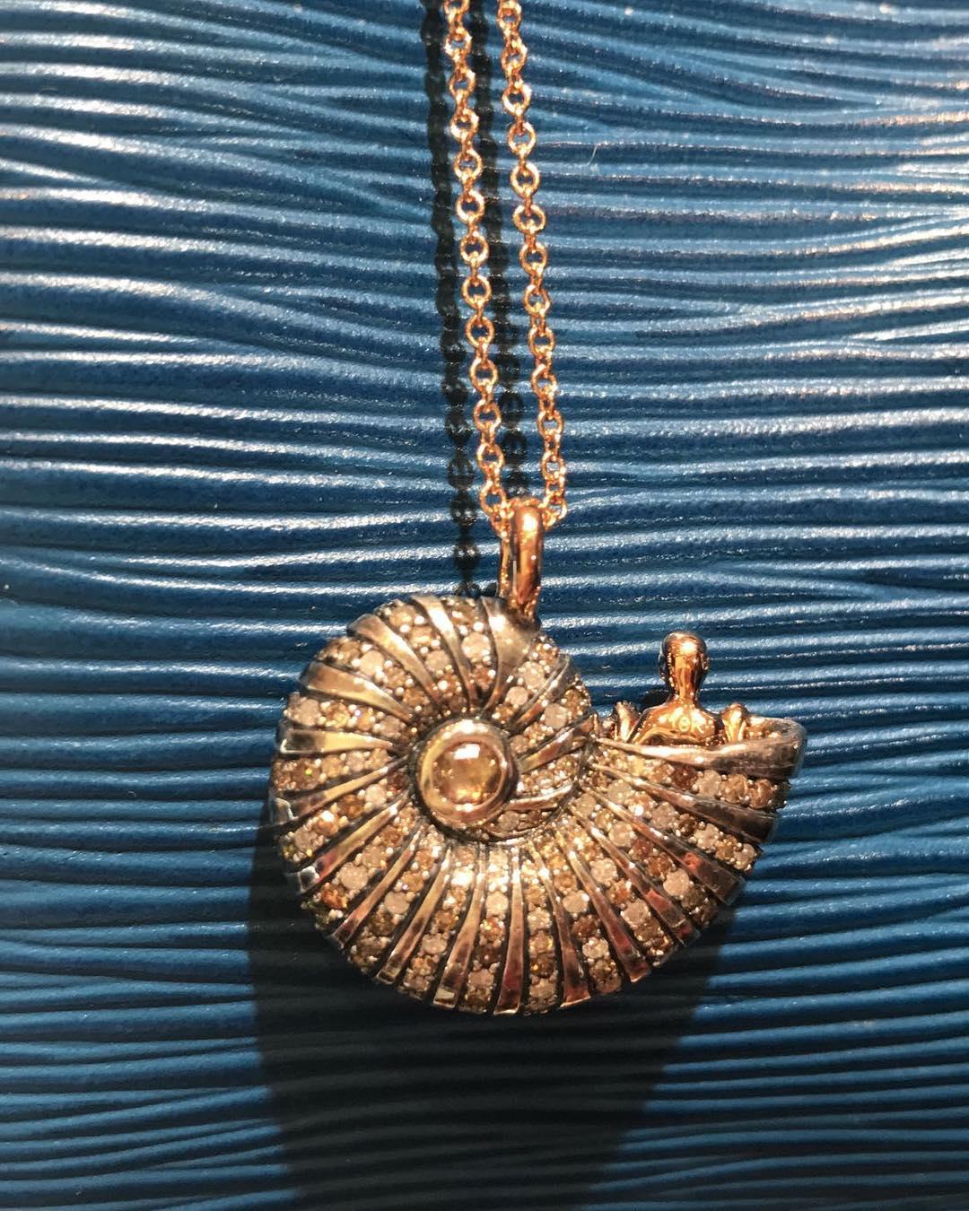 18 Karat Rose Gold and Sterling Silver Poseidon's Getaway Necklace In New Condition For Sale In Amsterdam, NL