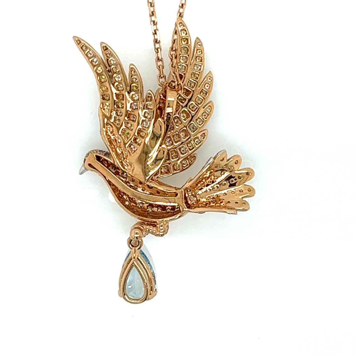 Round Cut 18K Rose Gold Aquamarine Bird & Stone Necklace with Diamonds For Sale
