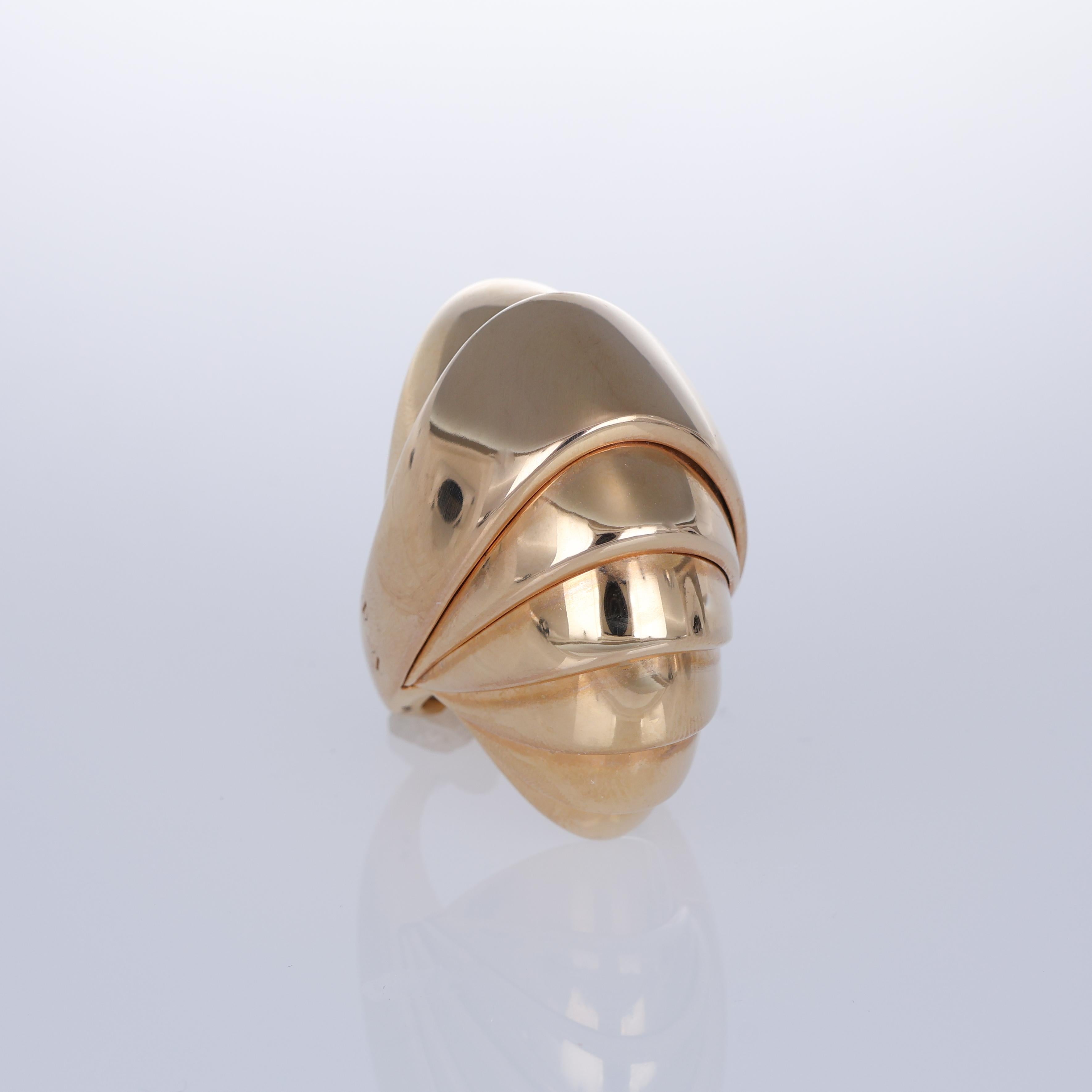 18K Rose Gold Armadillo-Shape Ring In New Condition For Sale In Bergamo, BG