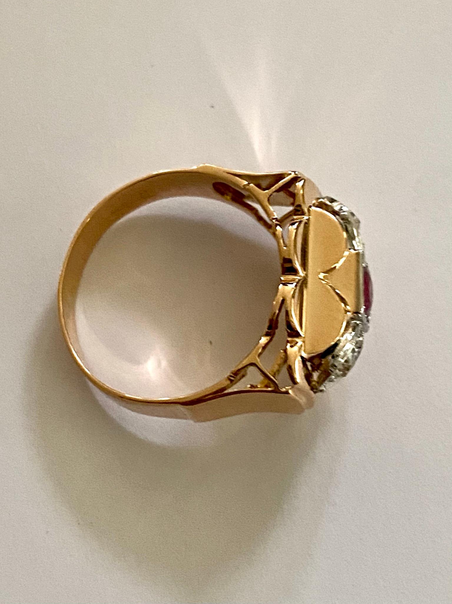 18 Karat Rose Gold Art Deco Ring with Ruby and Diamonds, Belgium, 1930 In Good Condition In Heerlen, NL
