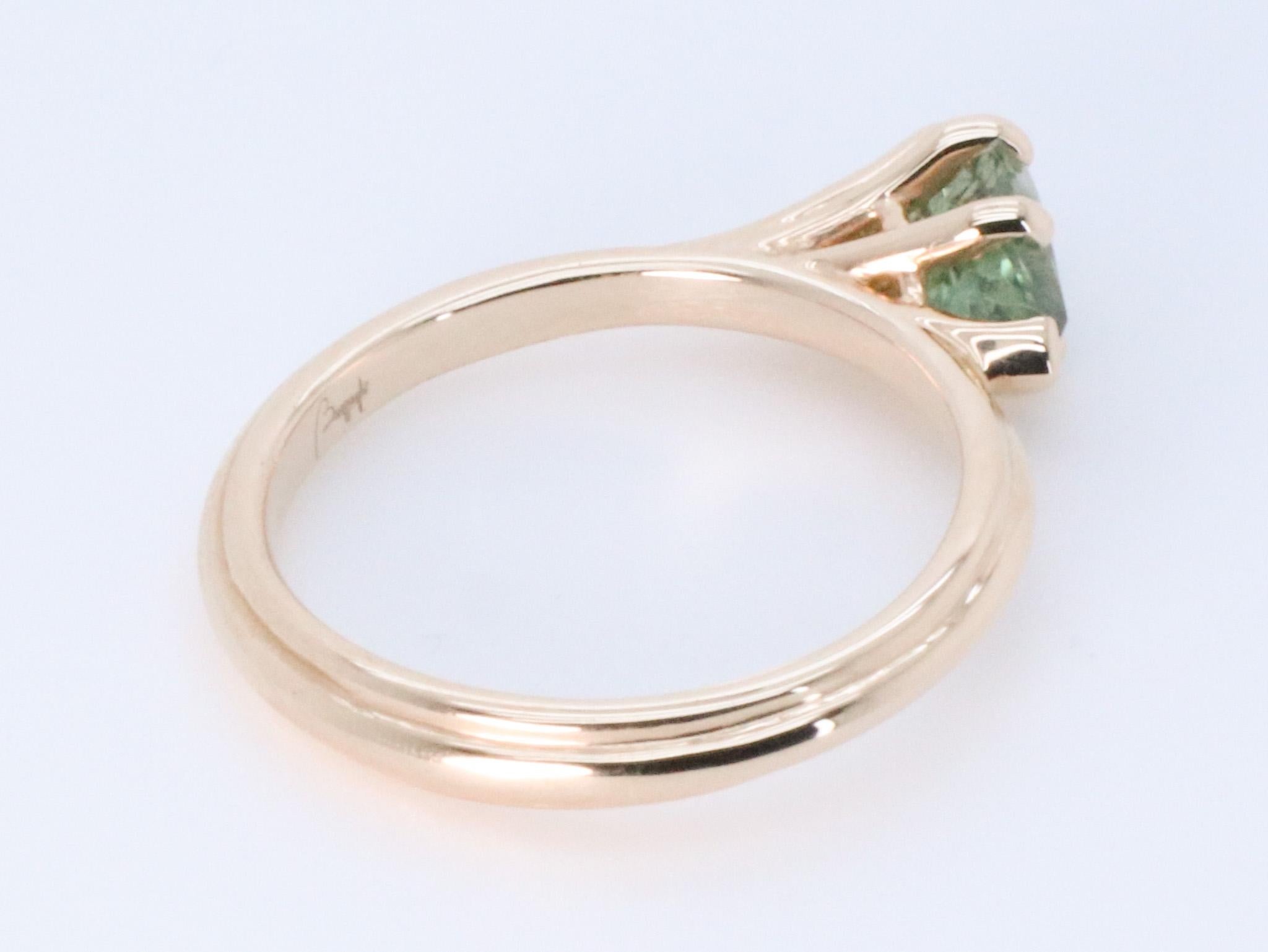 18K Rose Gold Asymmetric Design Stackable Intense Green Tormaline Cocktail Ring For Sale 4