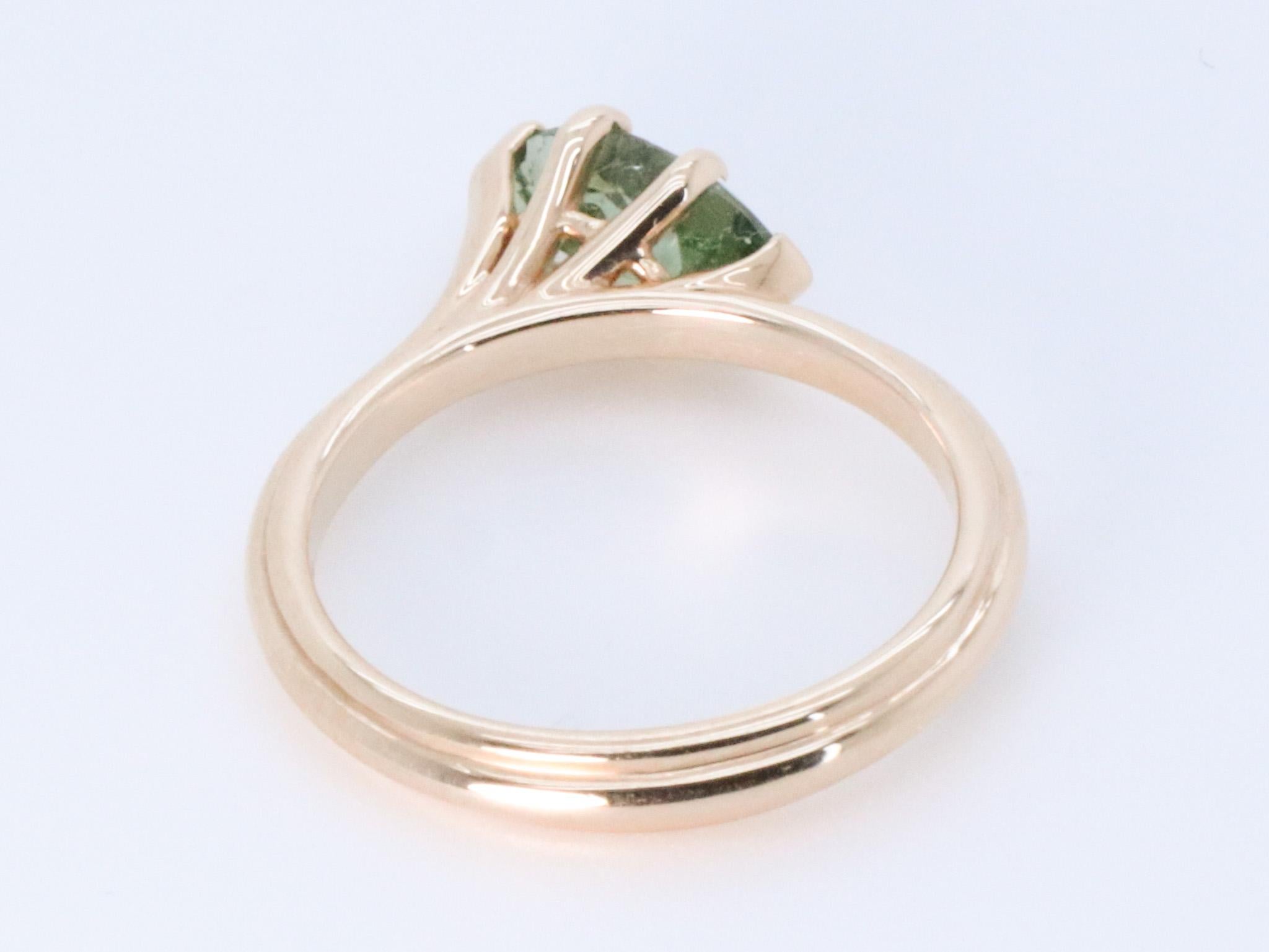 18K Rose Gold Asymmetric Design Stackable Intense Green Tormaline Cocktail Ring For Sale 9