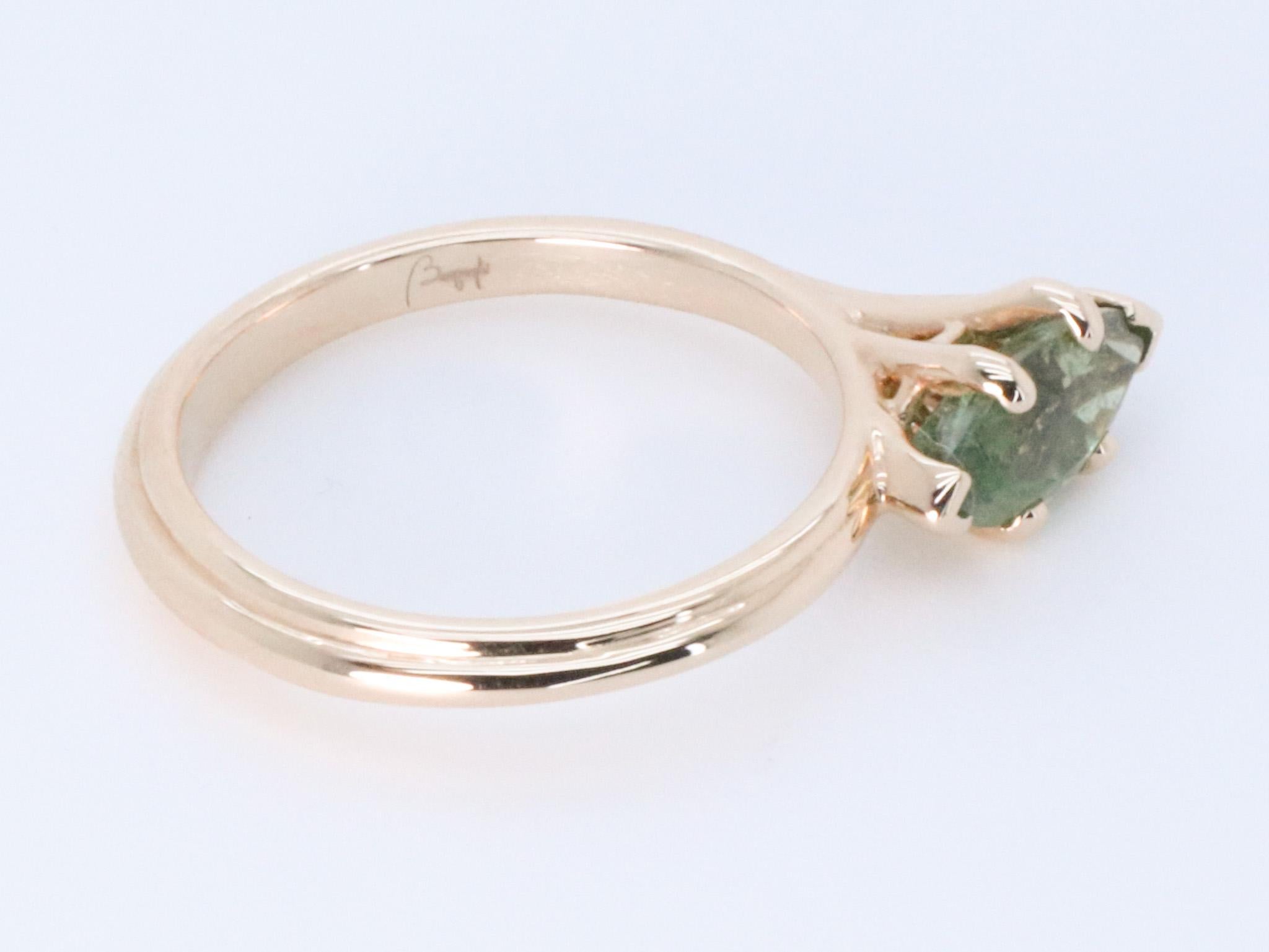 18K Rose Gold Asymmetric Design Stackable Intense Green Tormaline Cocktail Ring For Sale 10