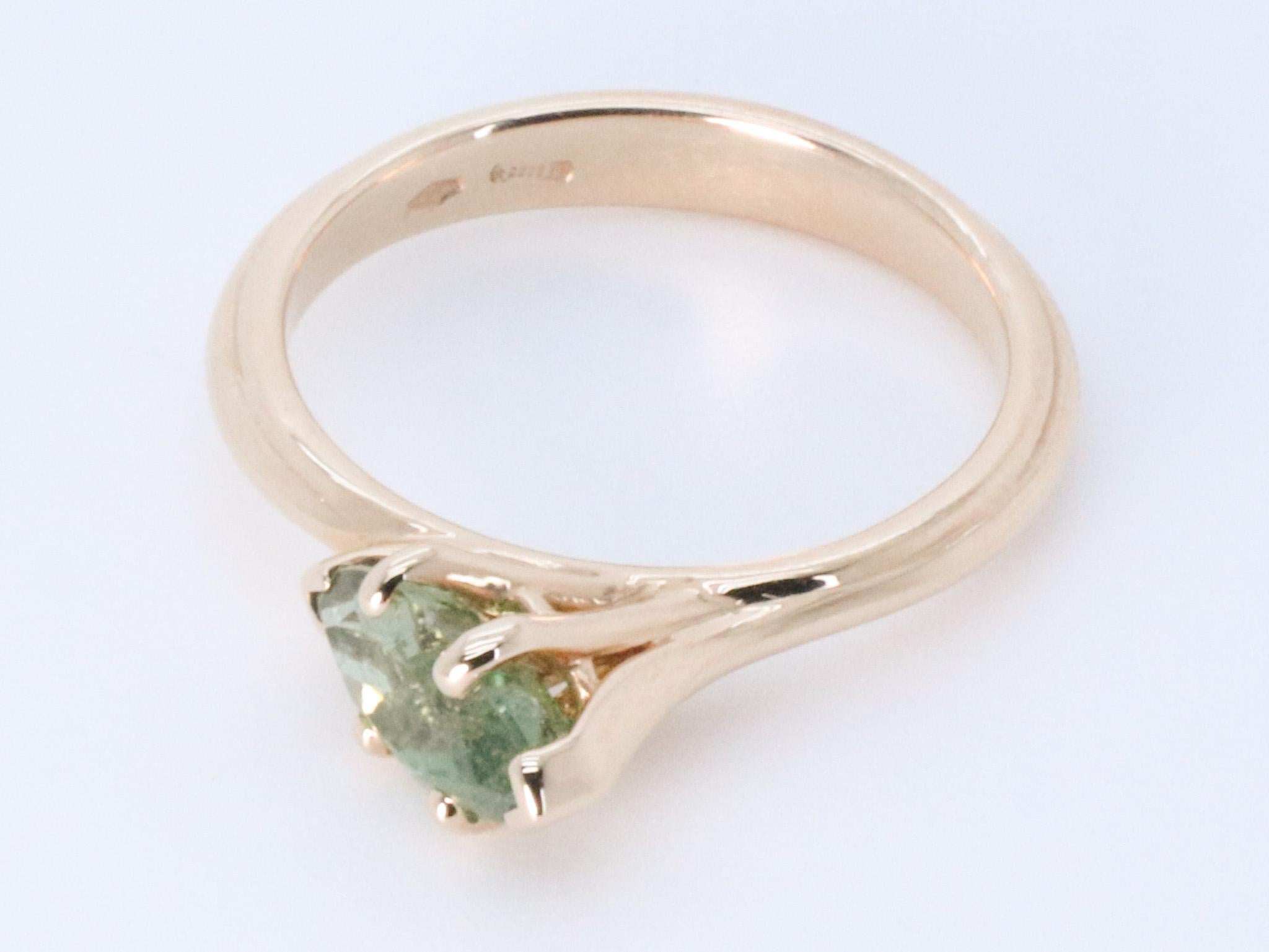 18K Rose Gold Asymmetric Design Stackable Intense Green Tormaline Cocktail Ring For Sale 7